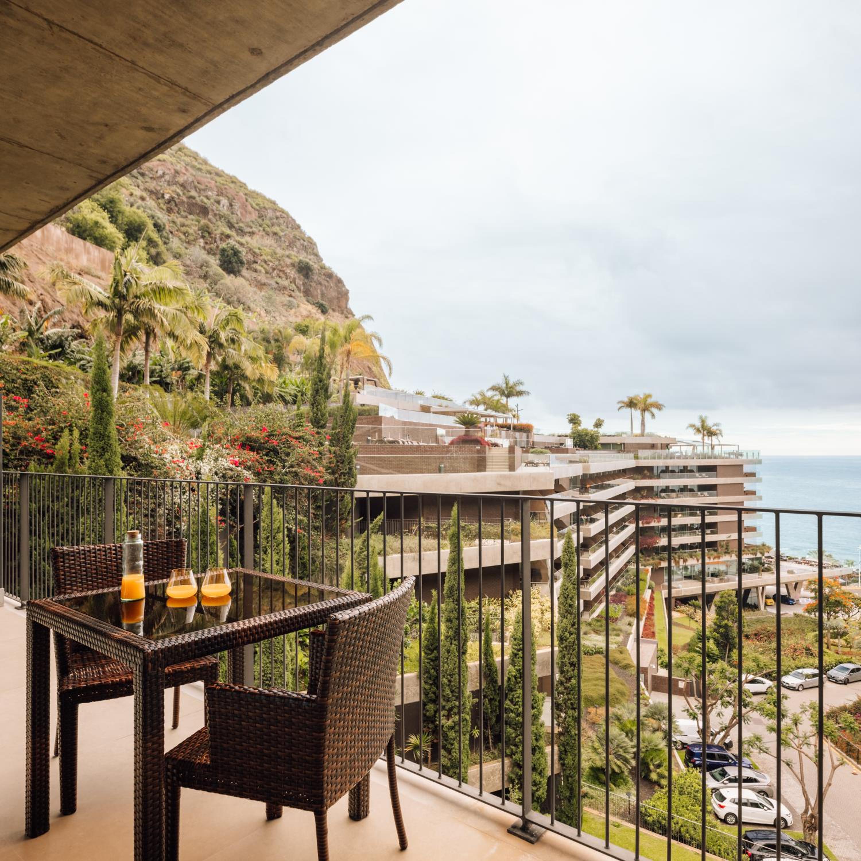 Saccharum Resort 34