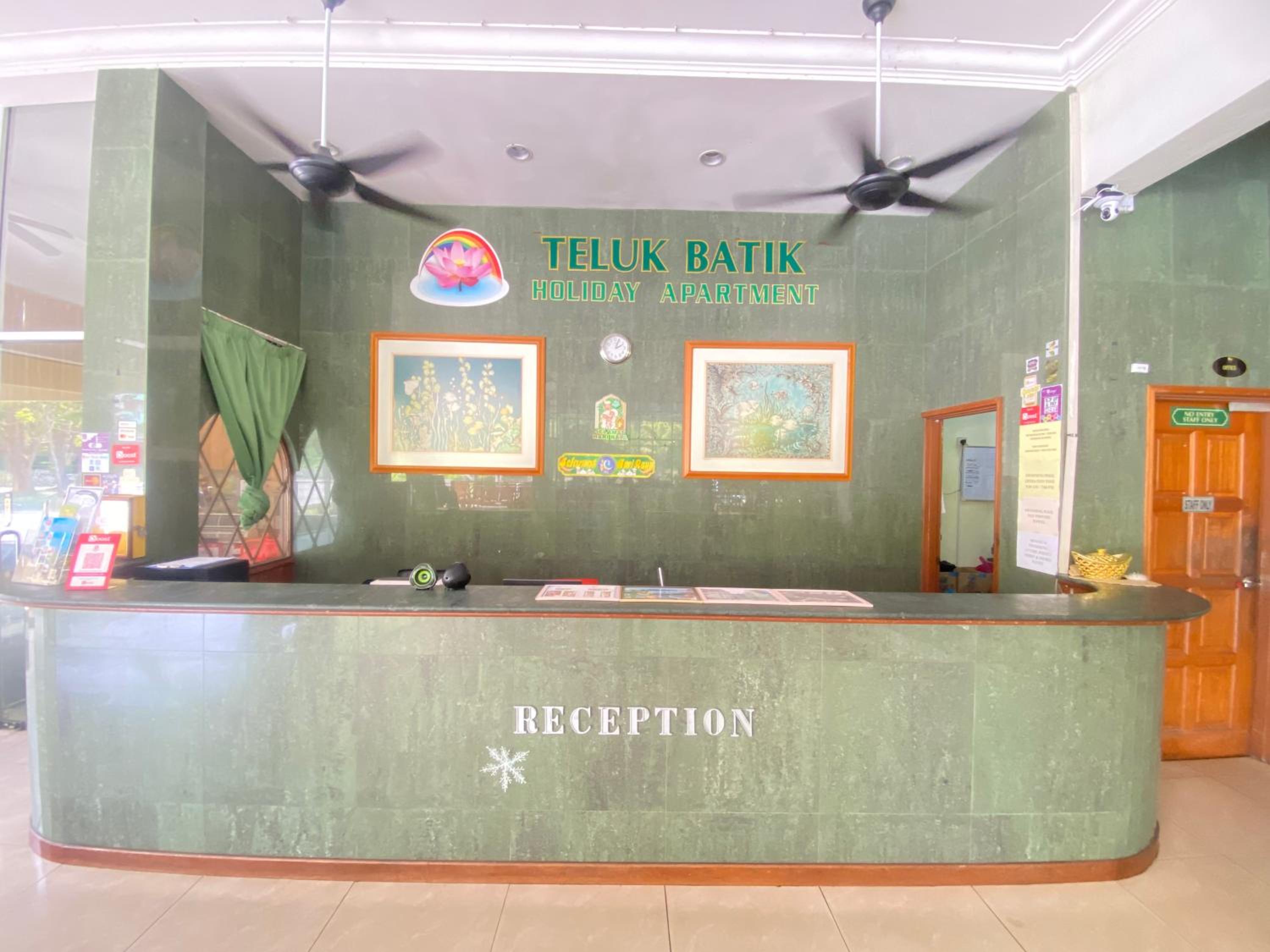 Teluk Batik Holiday Apartment