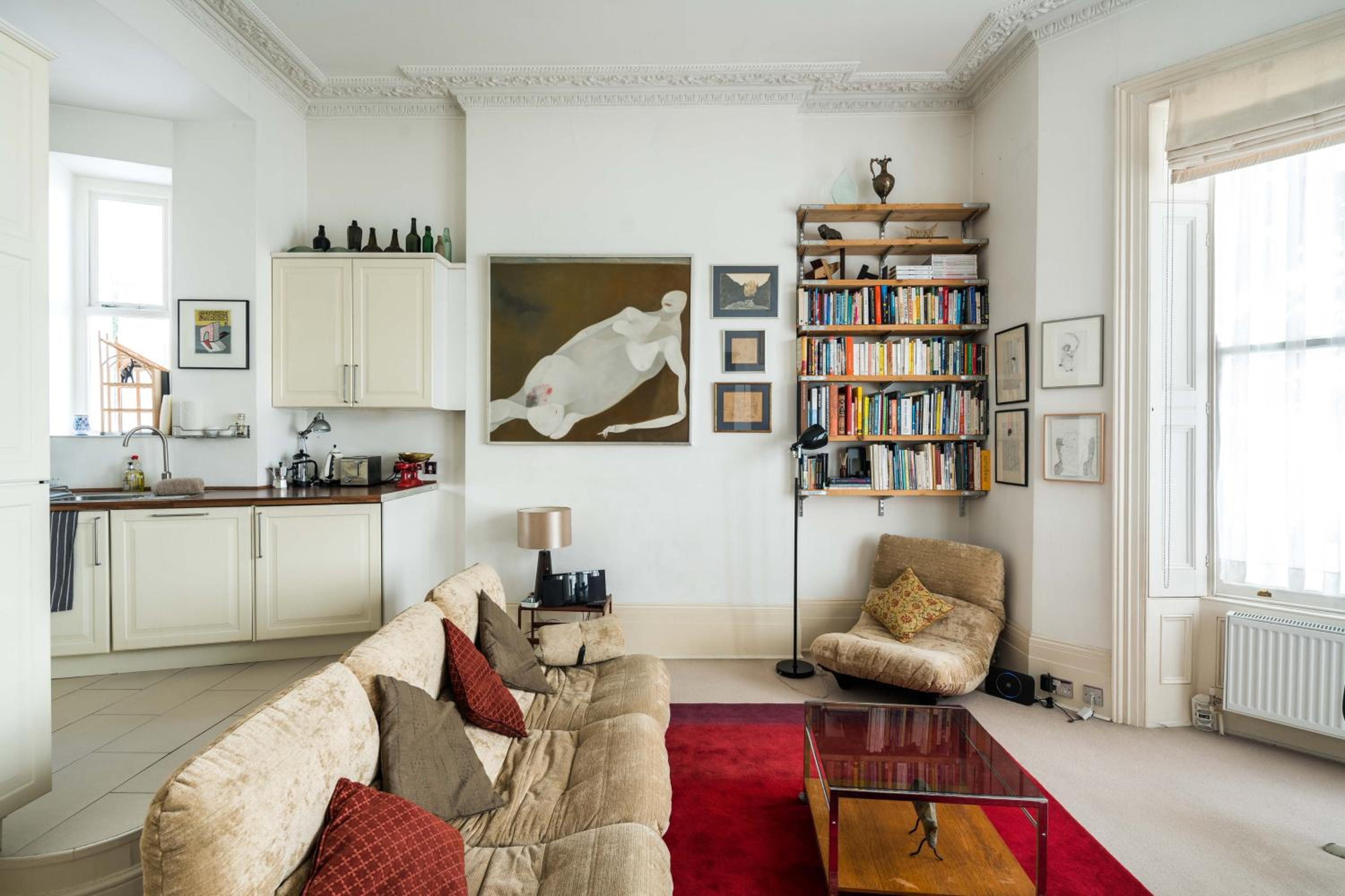 Sleek Simple & Peaceful 1BD Flat Kensington