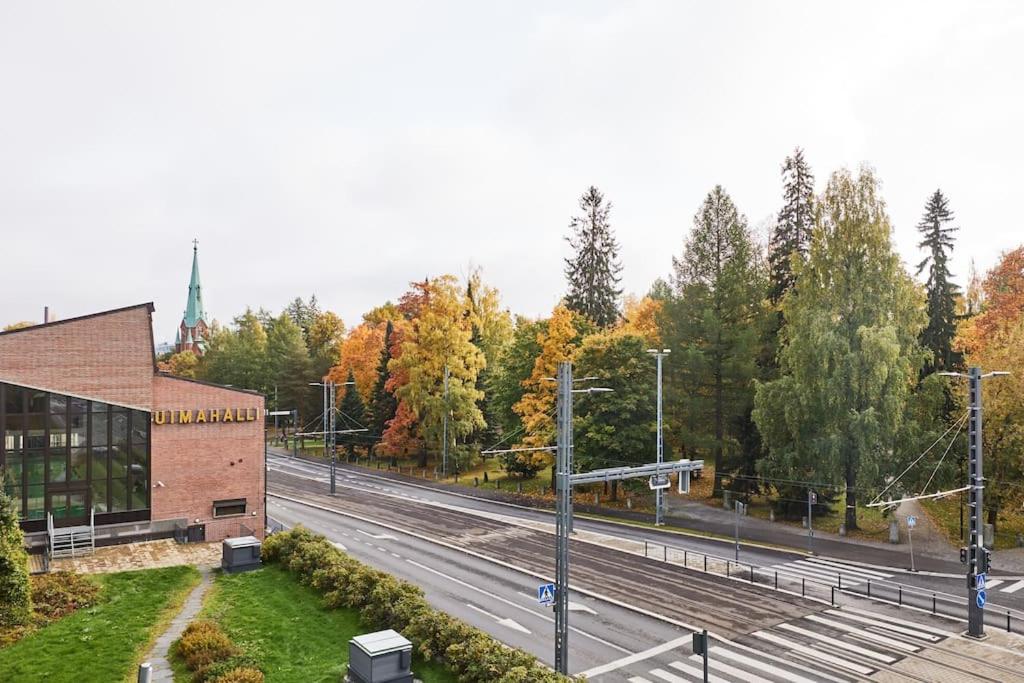 Tasokas huoneisto kaupungin keskustassa.