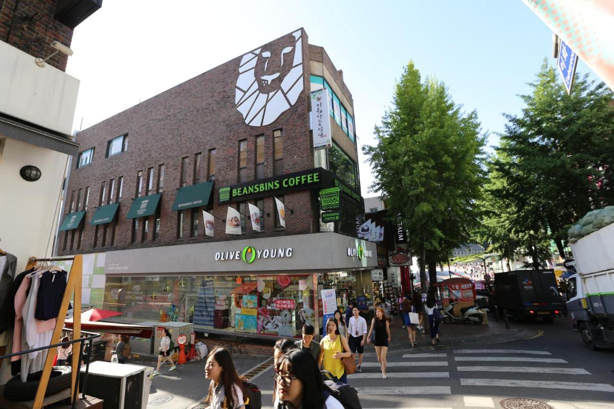 Philstay Ehwa Boutique - Female Only 32