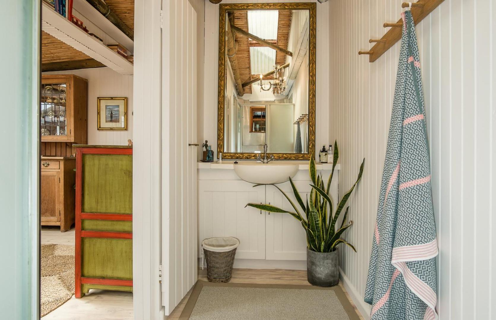 Treetops Cottage