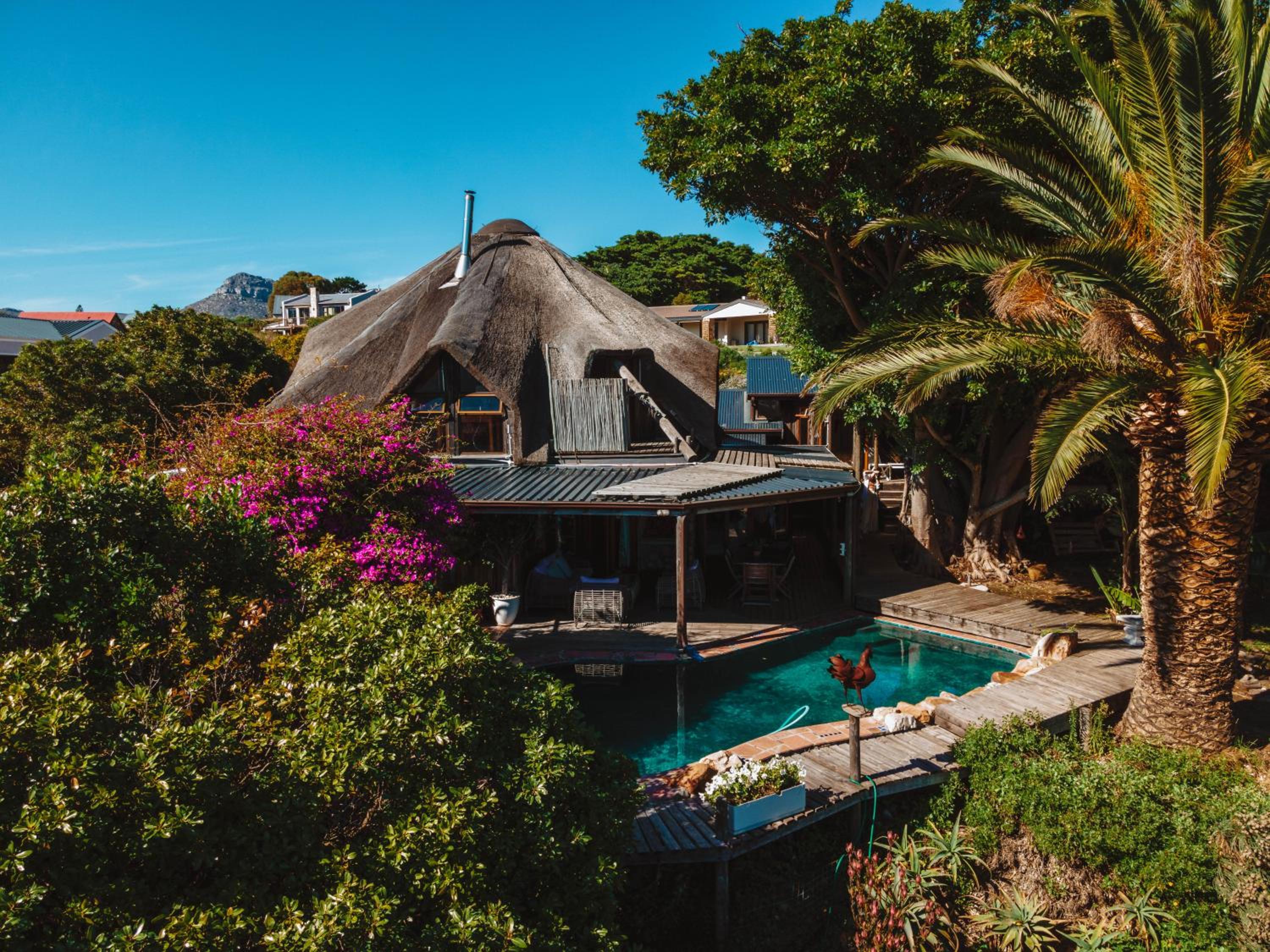 Treetops Cottage