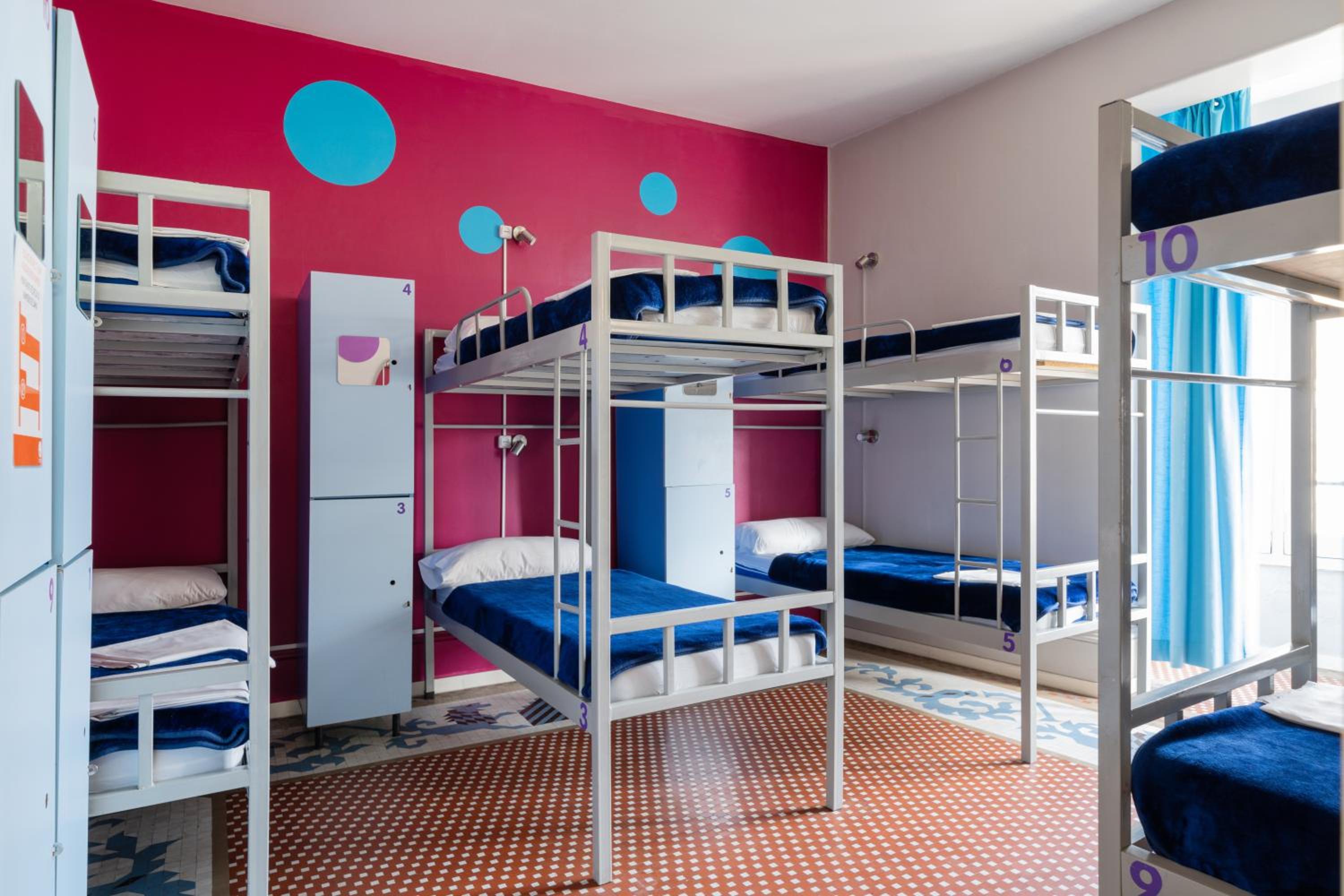 Feetup Home Backpackers Valencia
