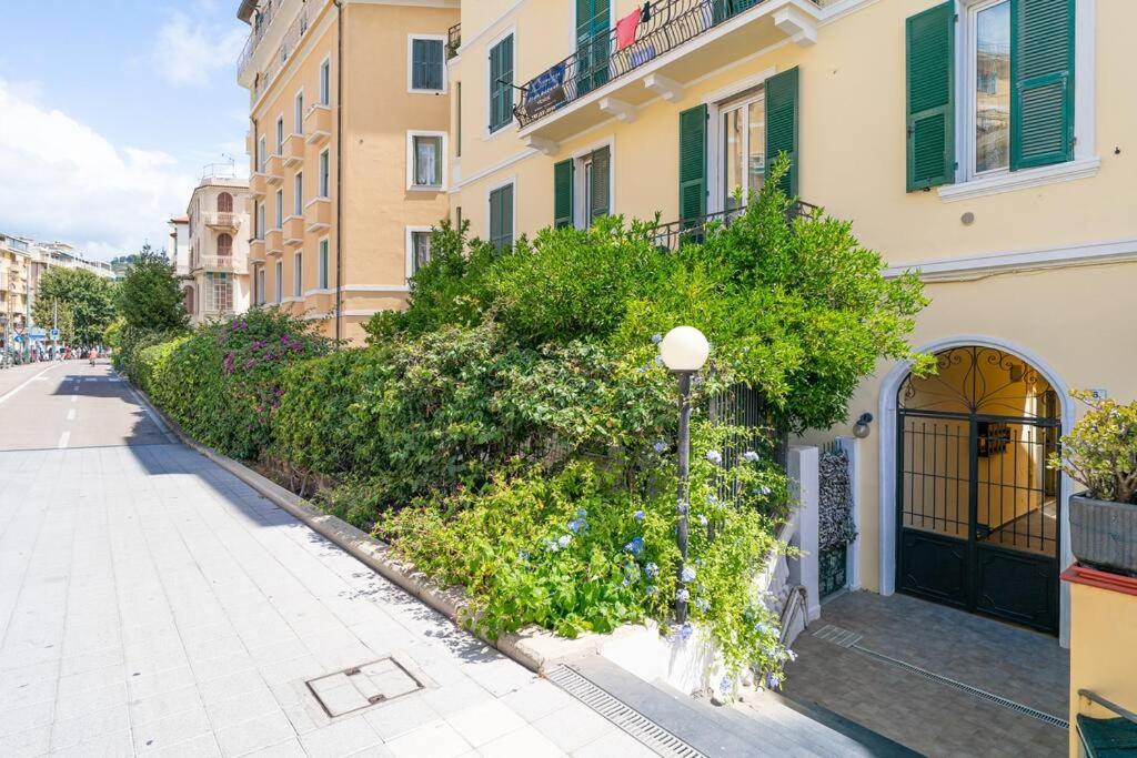 Sea View Apartment - 2 bedrooms view 4