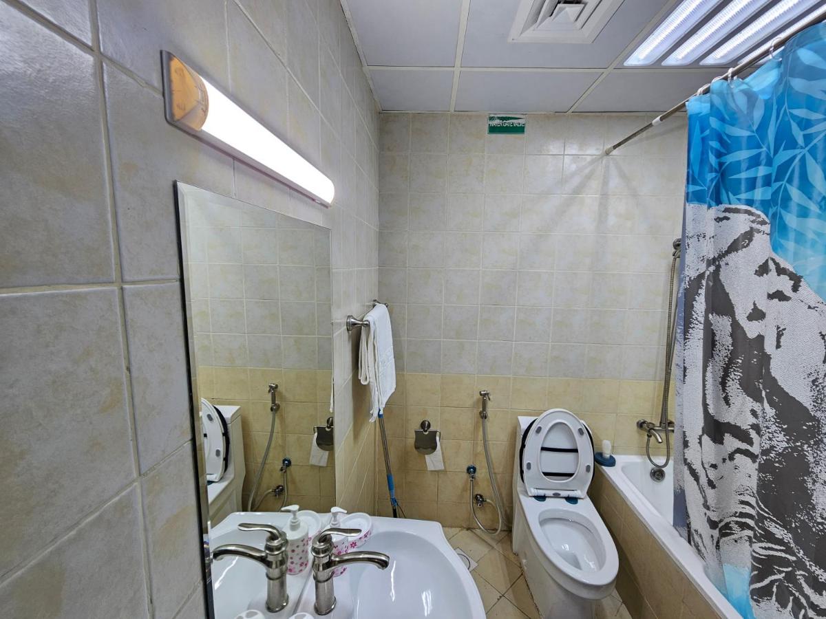 Beautiful 2 Bedrooms + Hall Rental Unit in Marina Escan807
