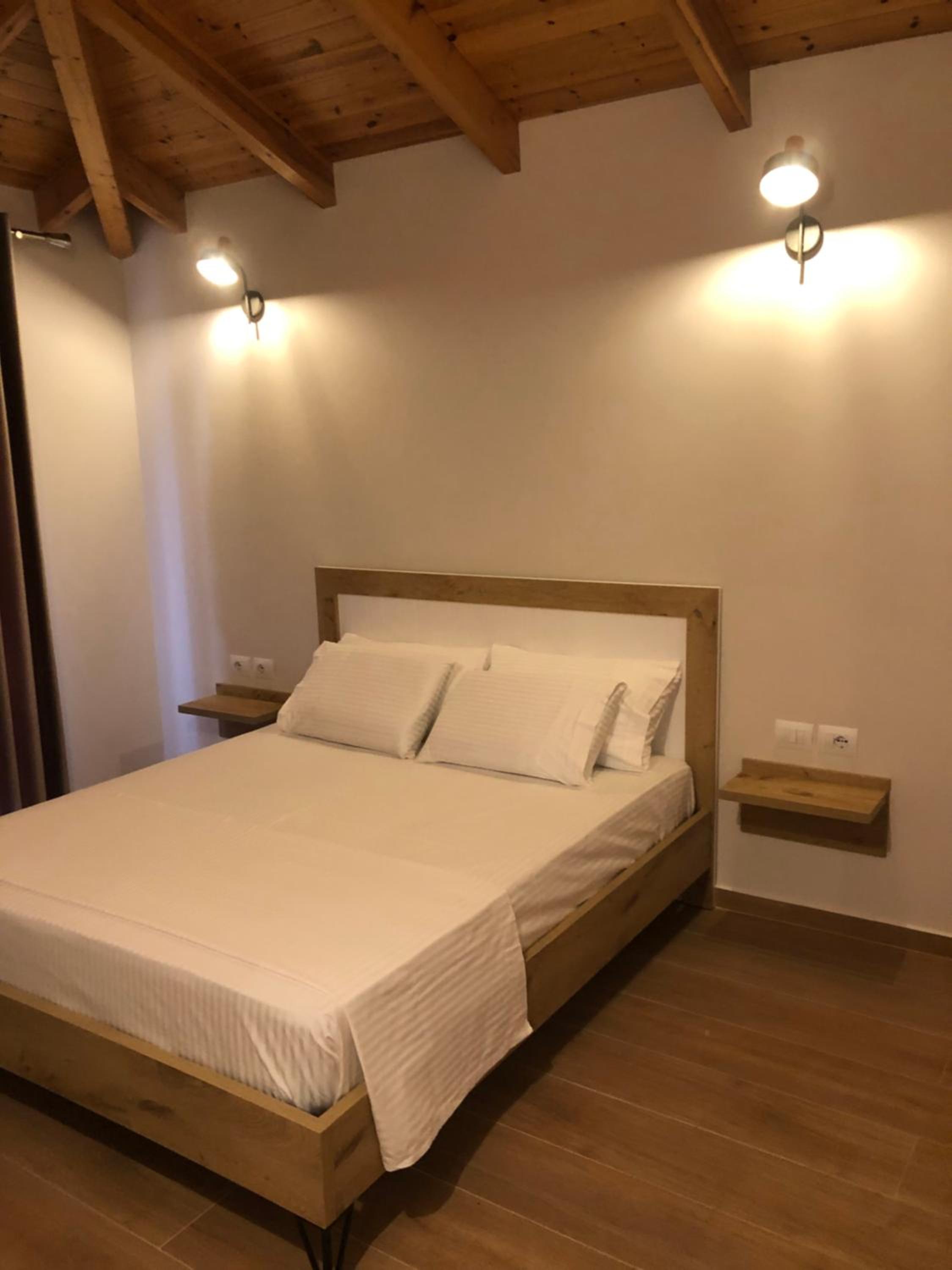 Amazing familiar apartments and rooms