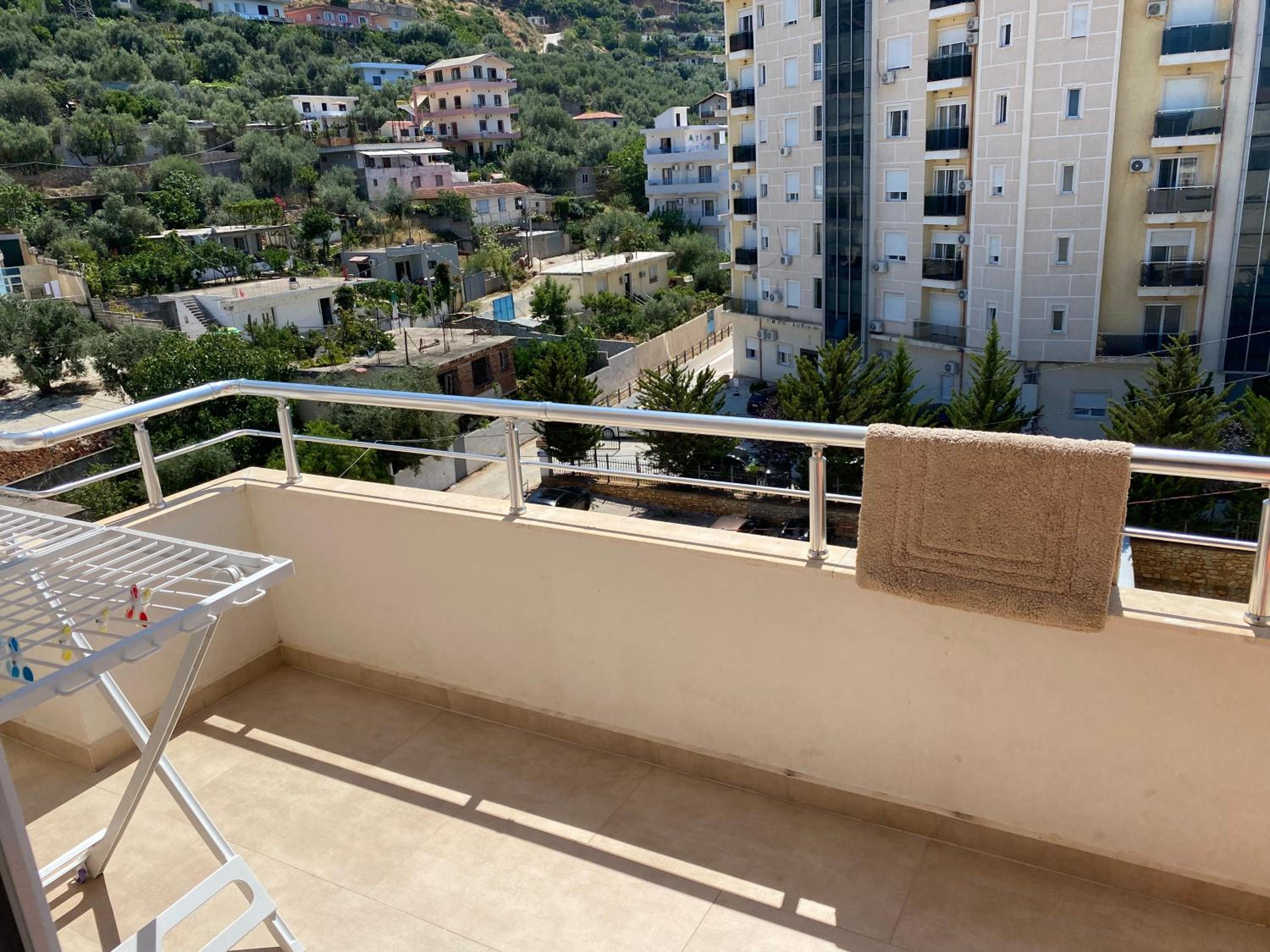 Edan Apartments
