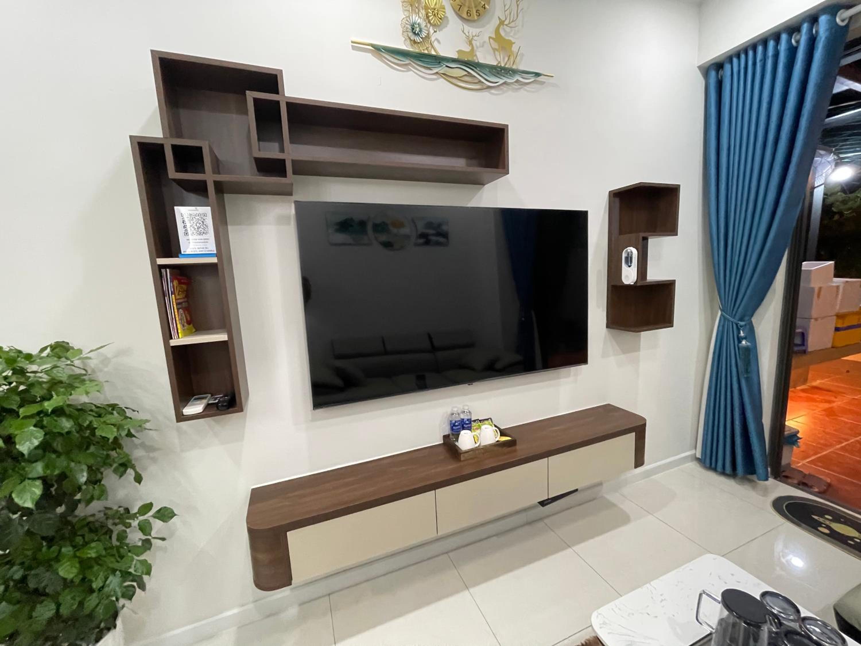 Bin's house