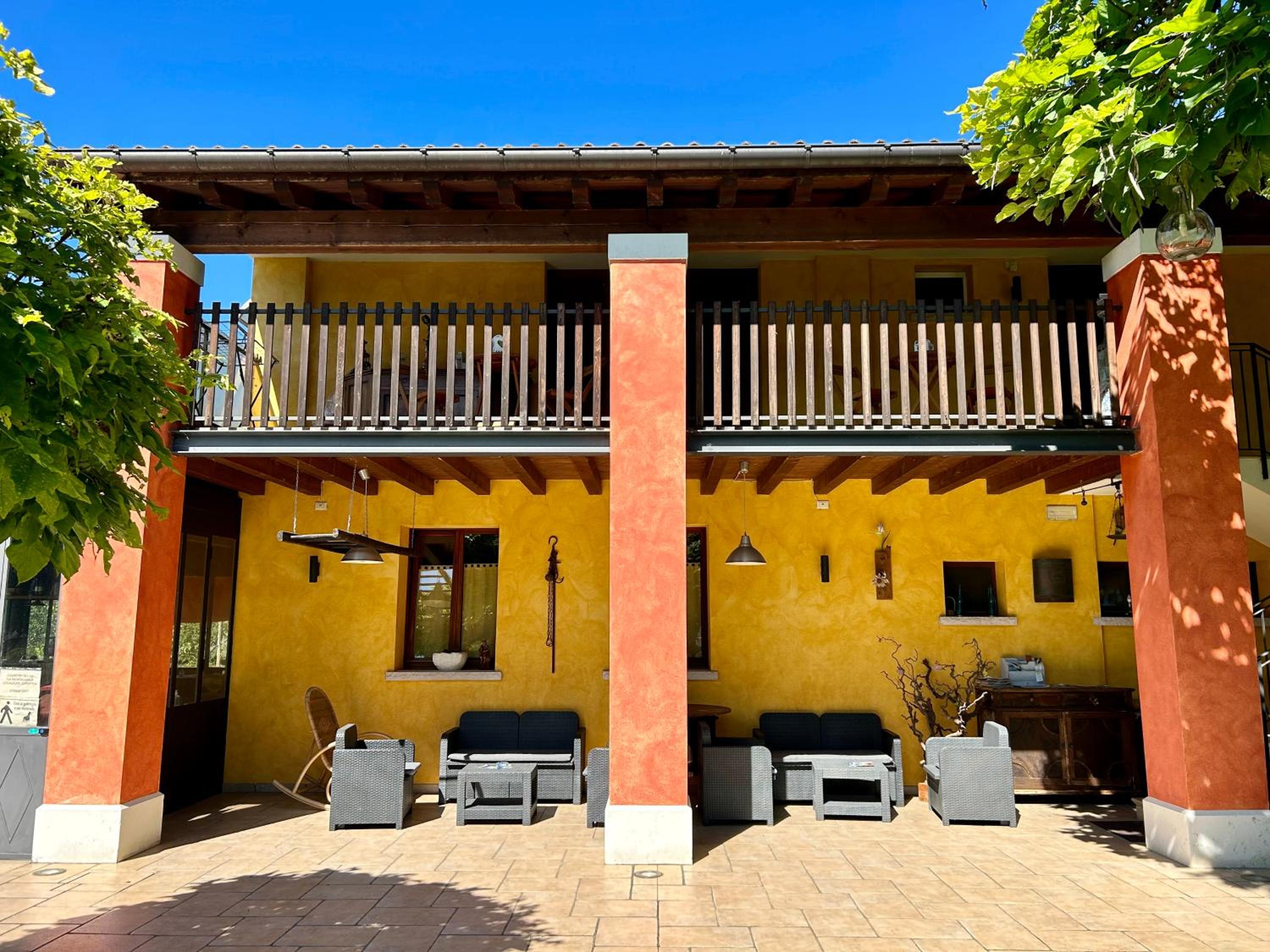 Country House La Montagnola view 3