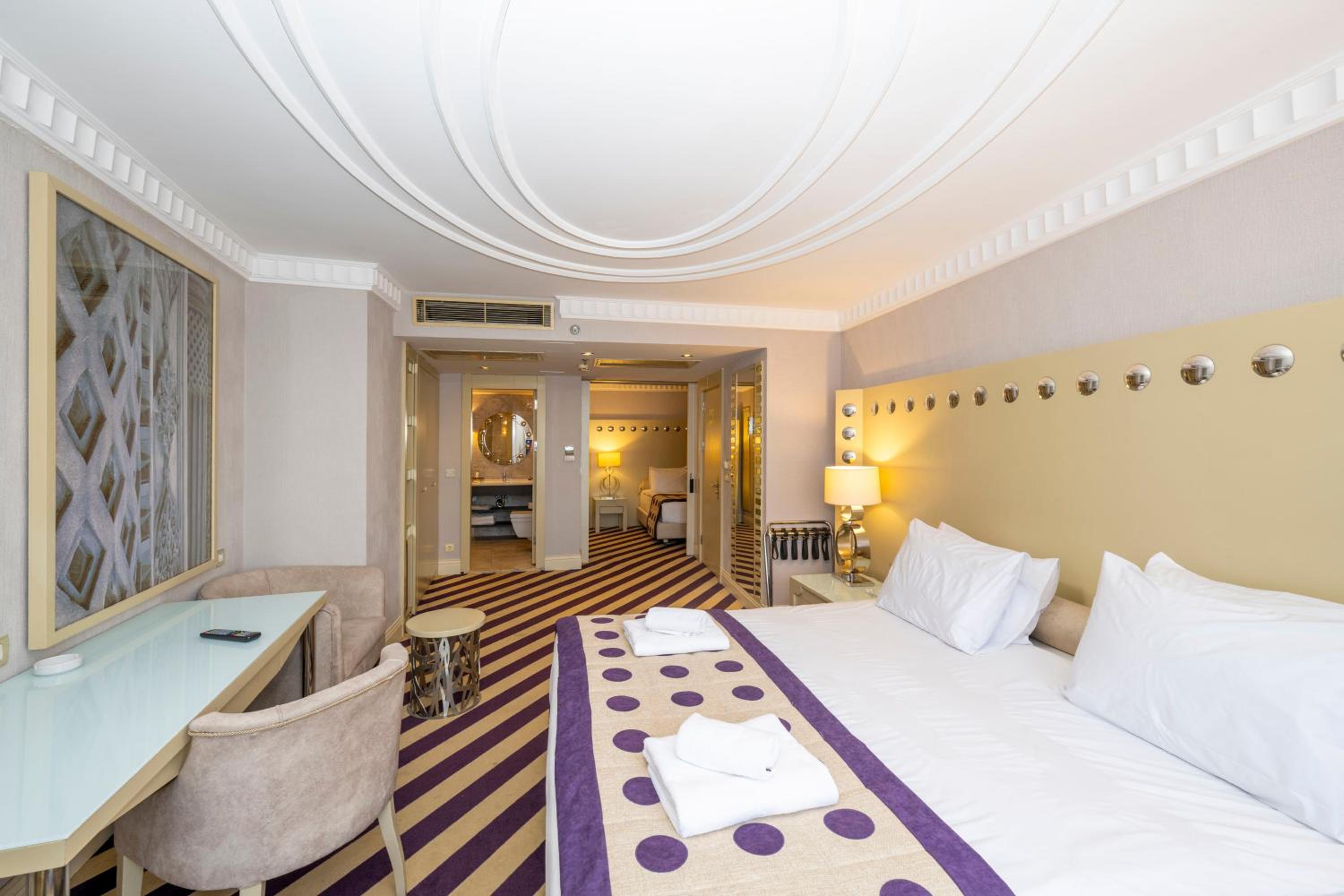 Taxim Hill Hotel - Image 37