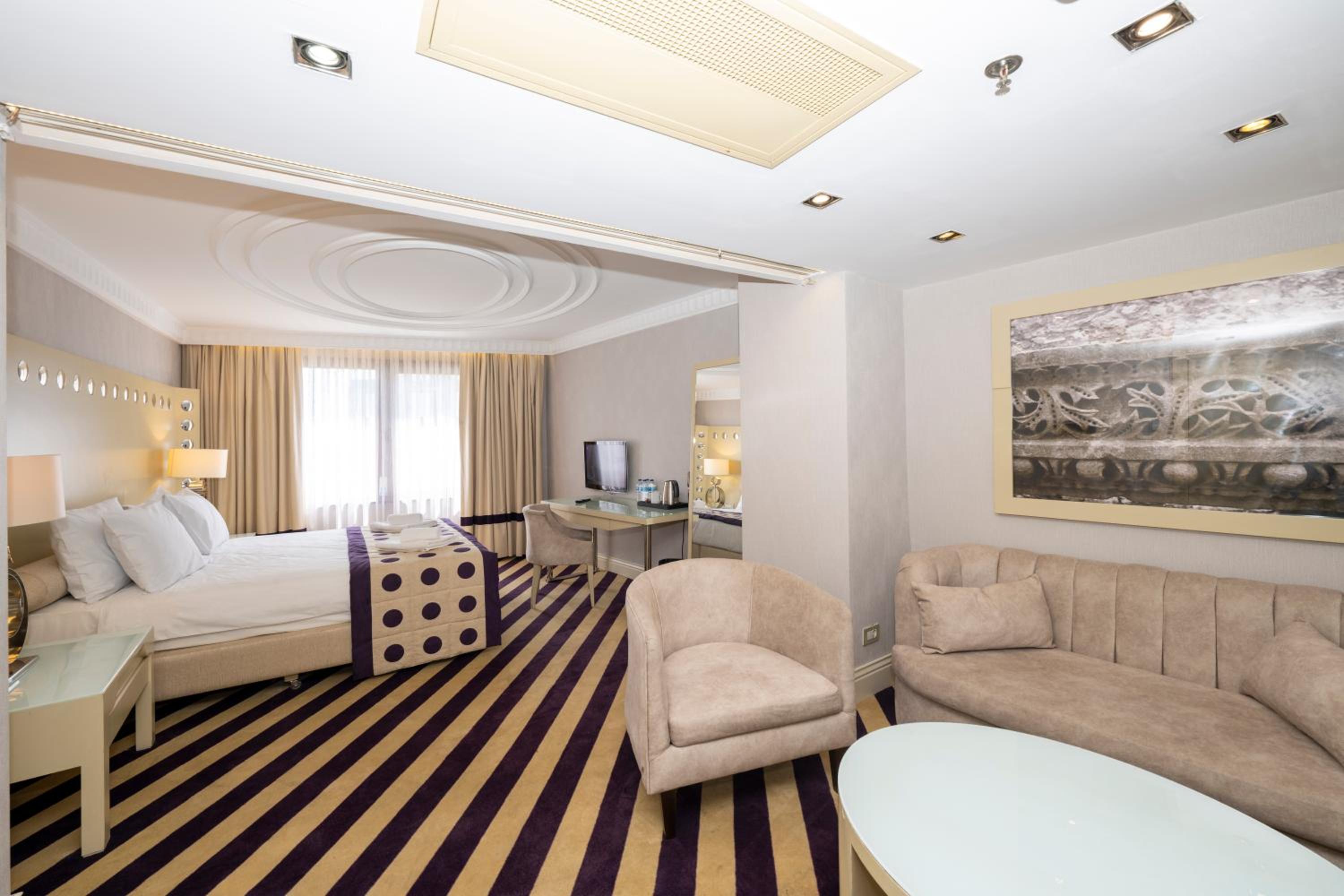 Taxim Hill Hotel - Image 38