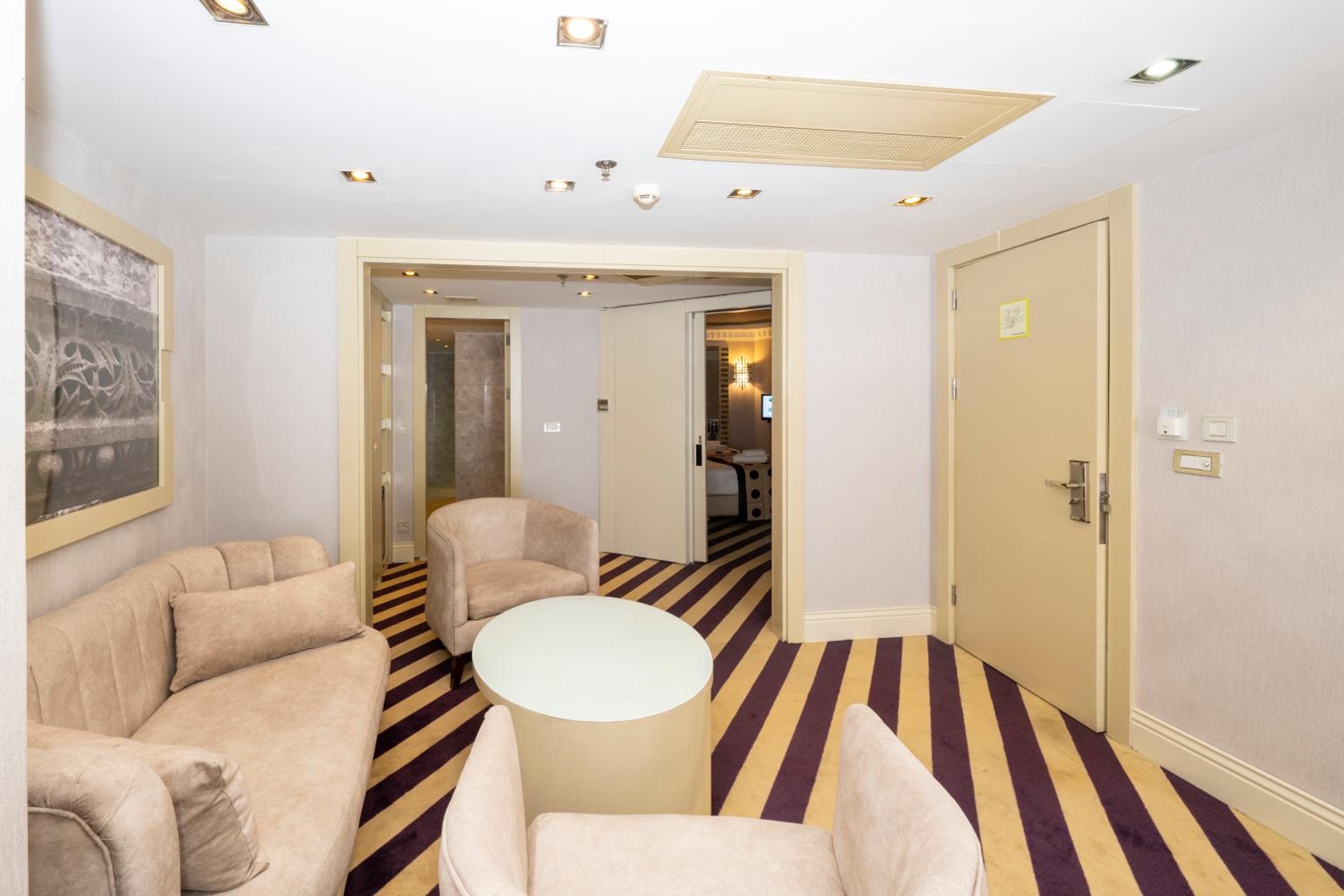 Taxim Hill Hotel - Image 44