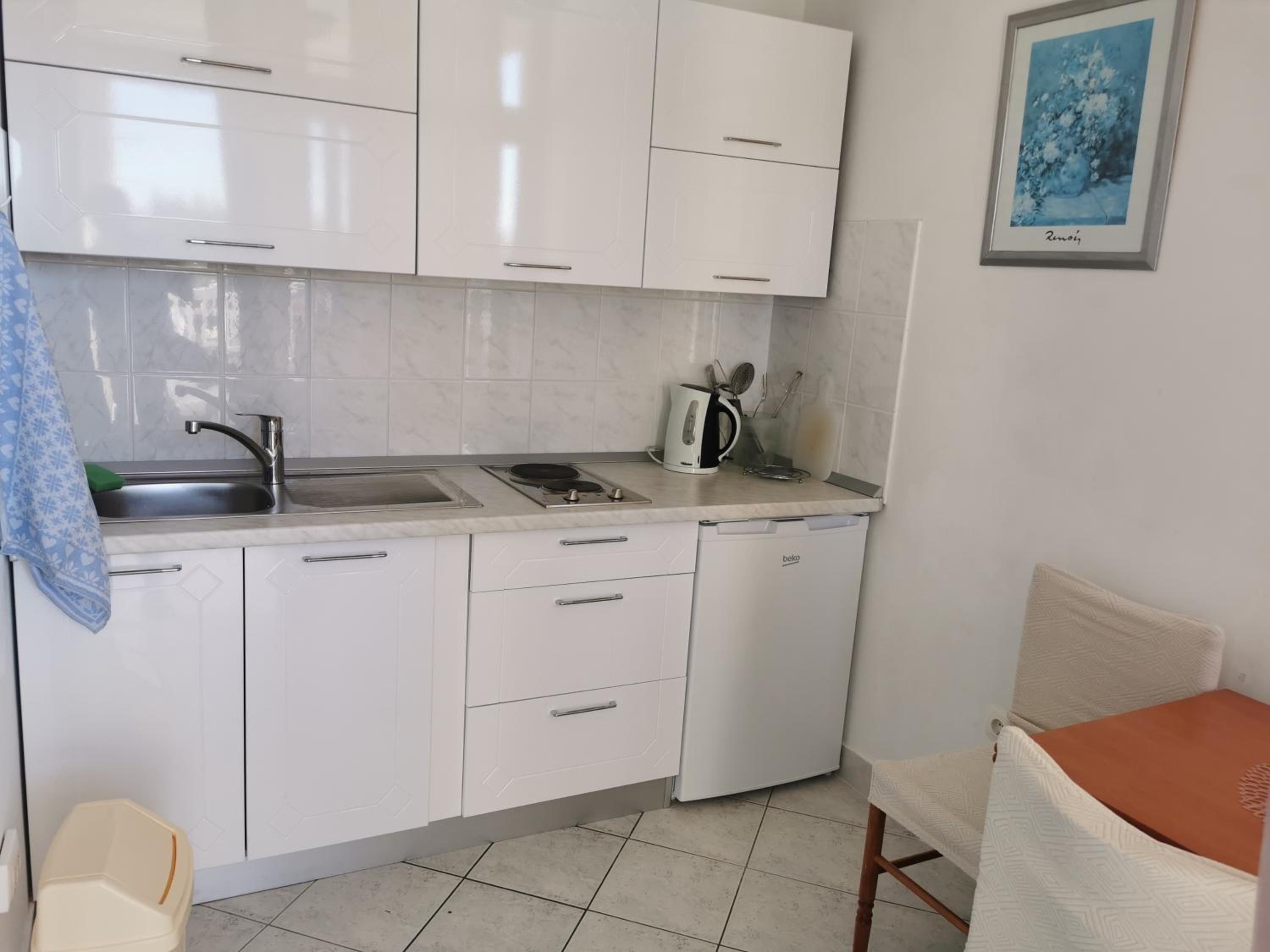 Apartments Galic Omis