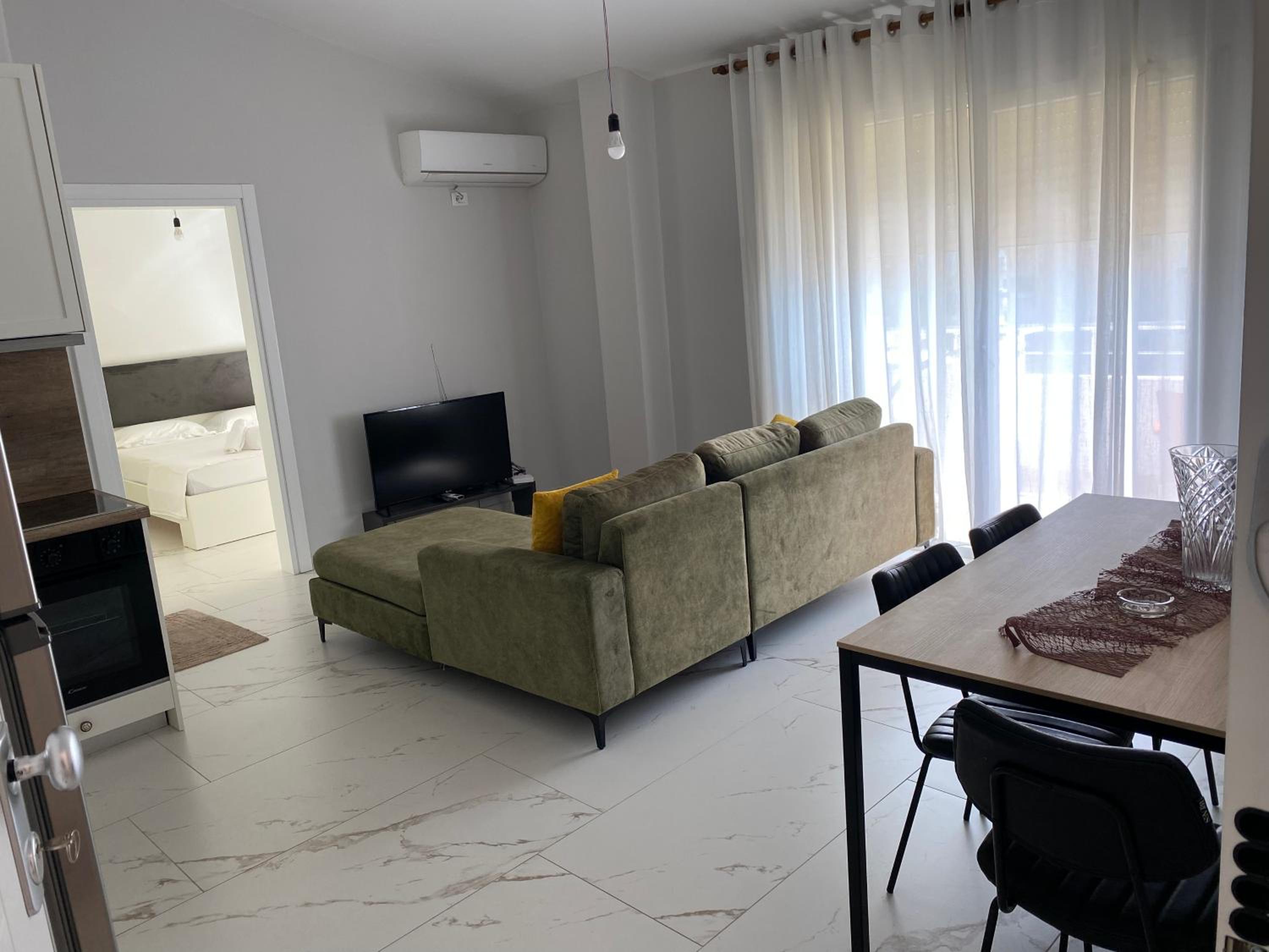 Edan Apartments