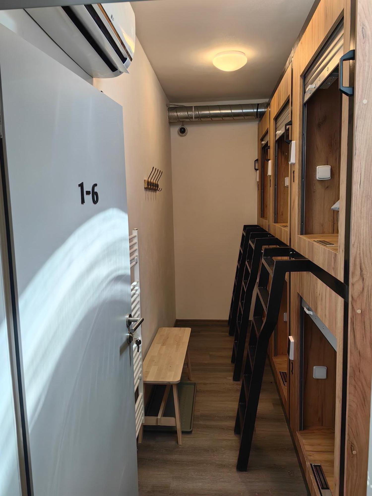 Capsule hostel Erbenova