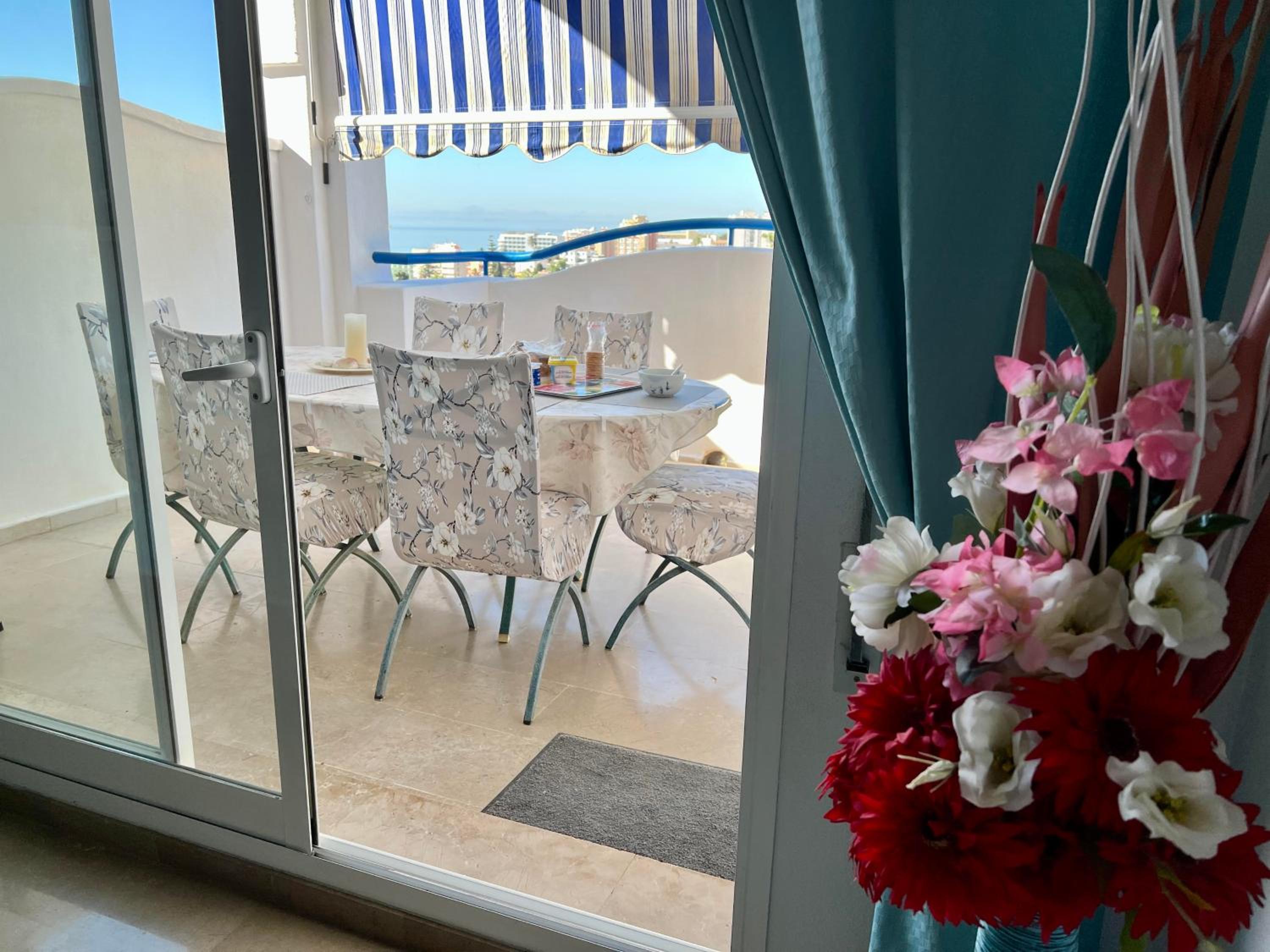 Penthouse Apartment near Puerto Marina view 5
