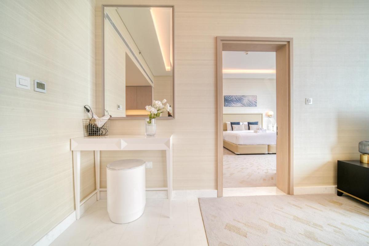 The Palm Tower, Palm Jumeirah - Mint Stay