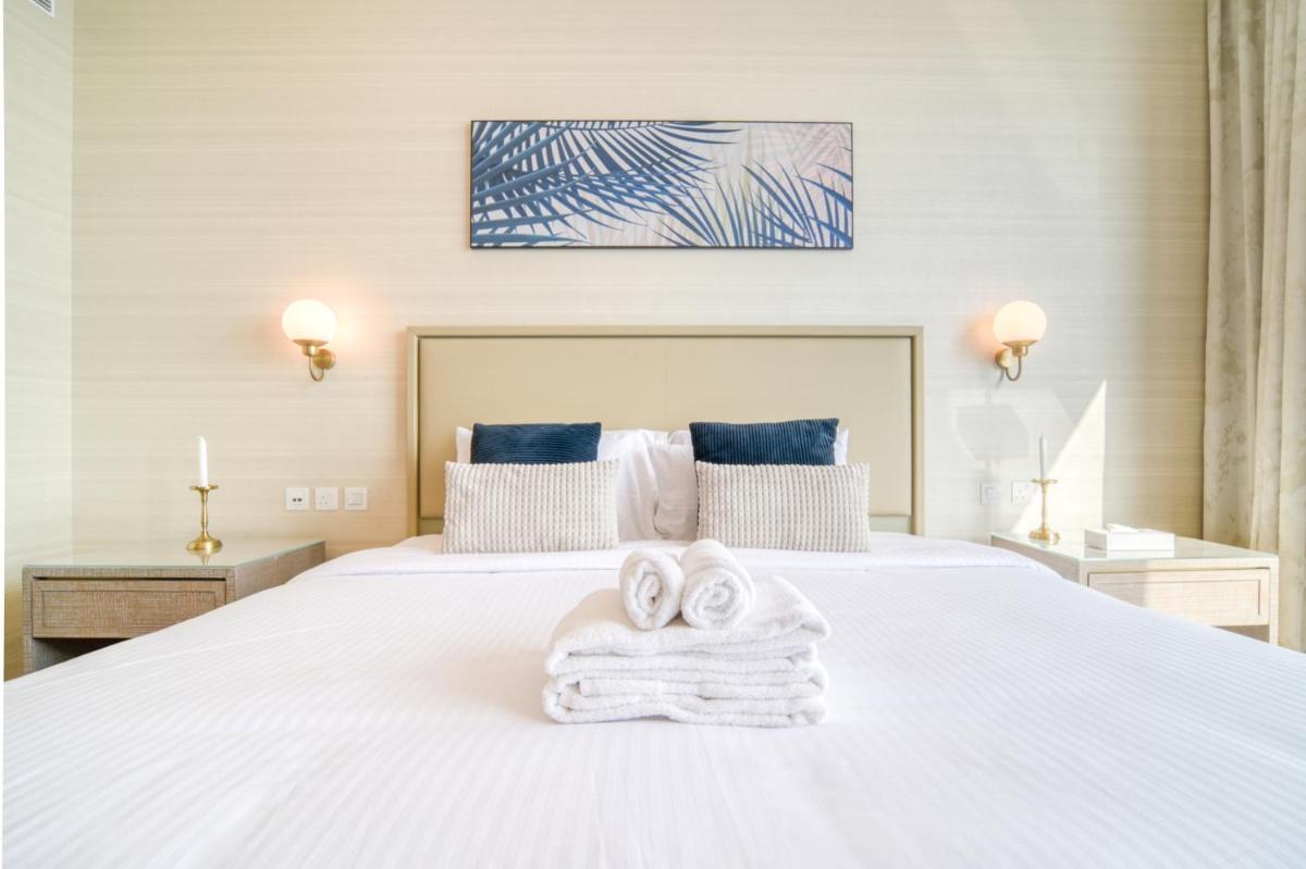 The Palm Tower, Palm Jumeirah - Mint Stay