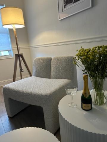 Amazing 3-bedroom modern home in Coral Gables area