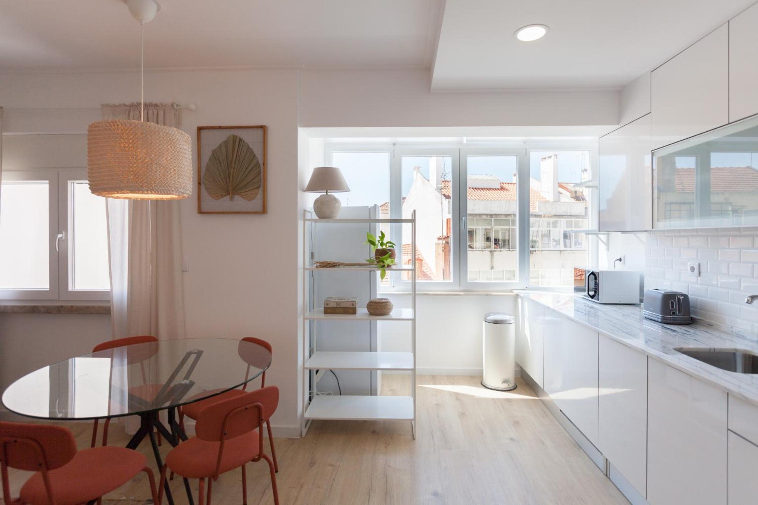 FLH Alcântara Comfy Flat with Balcony view 5