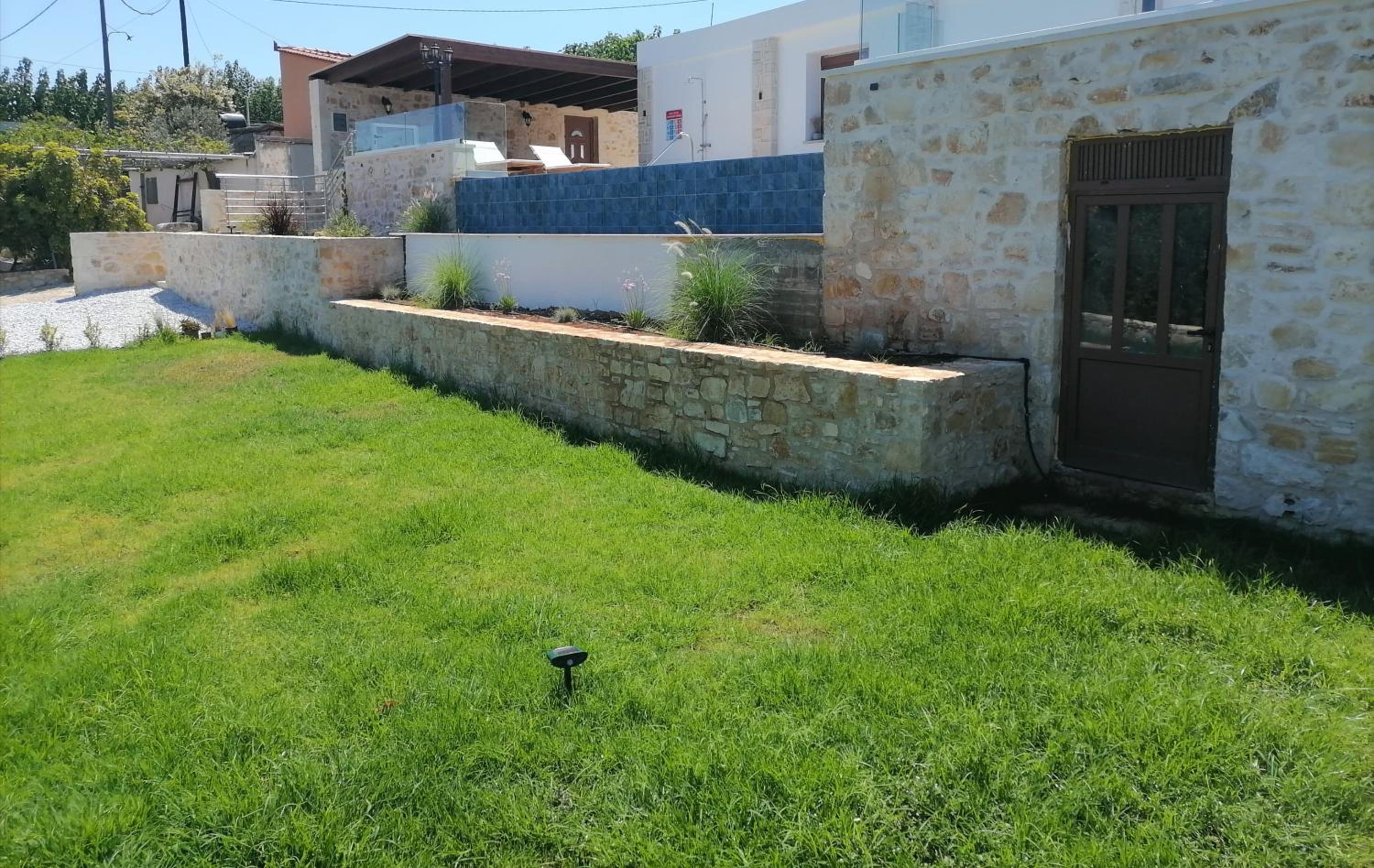 VILLA HALEPOURI