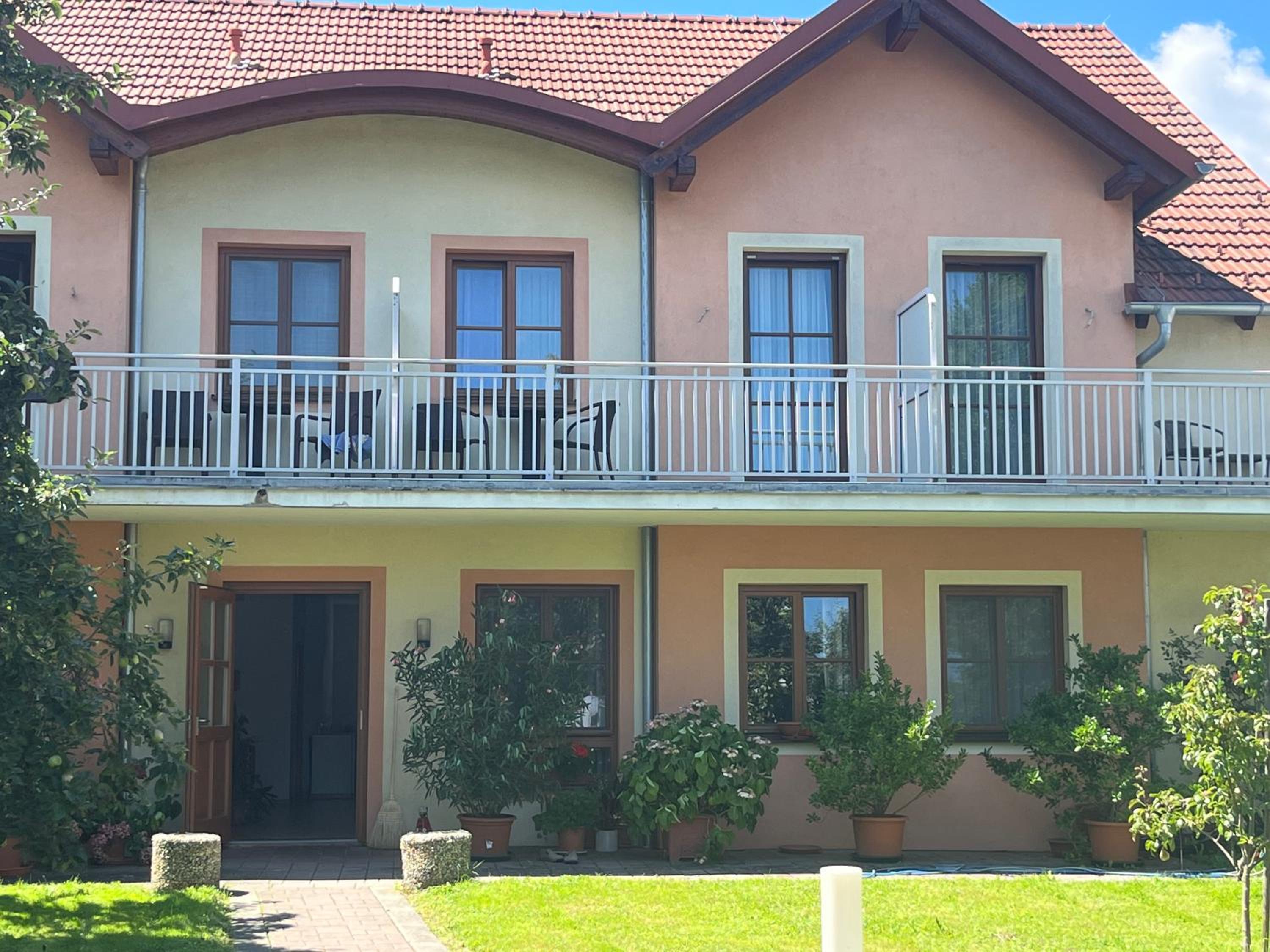 Pension Buch, Bed and Breakfast
