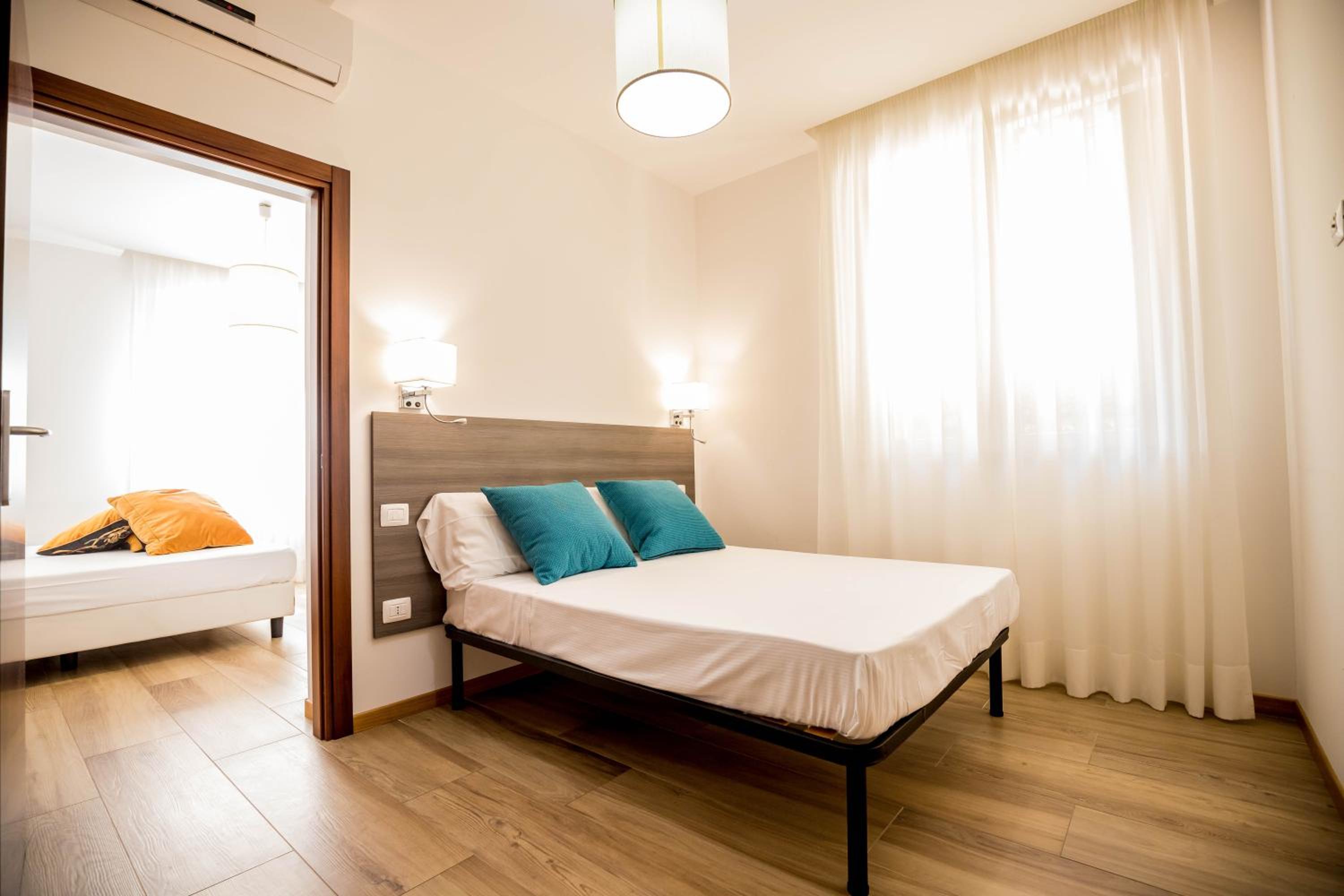 RESIDENCE VILLA TOTA view 2