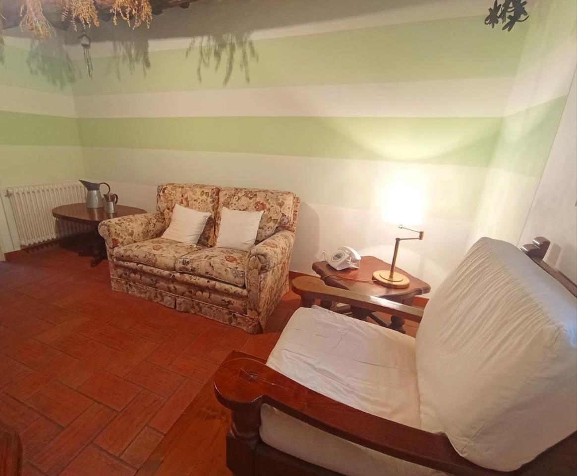 Casa spaziosa in caratteristico paesino di alta collina view 3