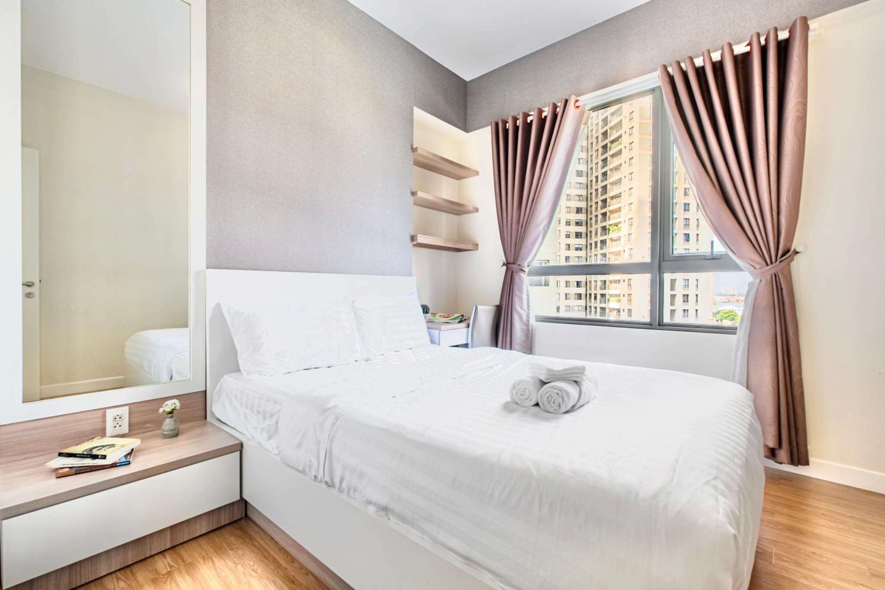 ambiHOME 2BR 2WC in Masteri Thao Dien District 2