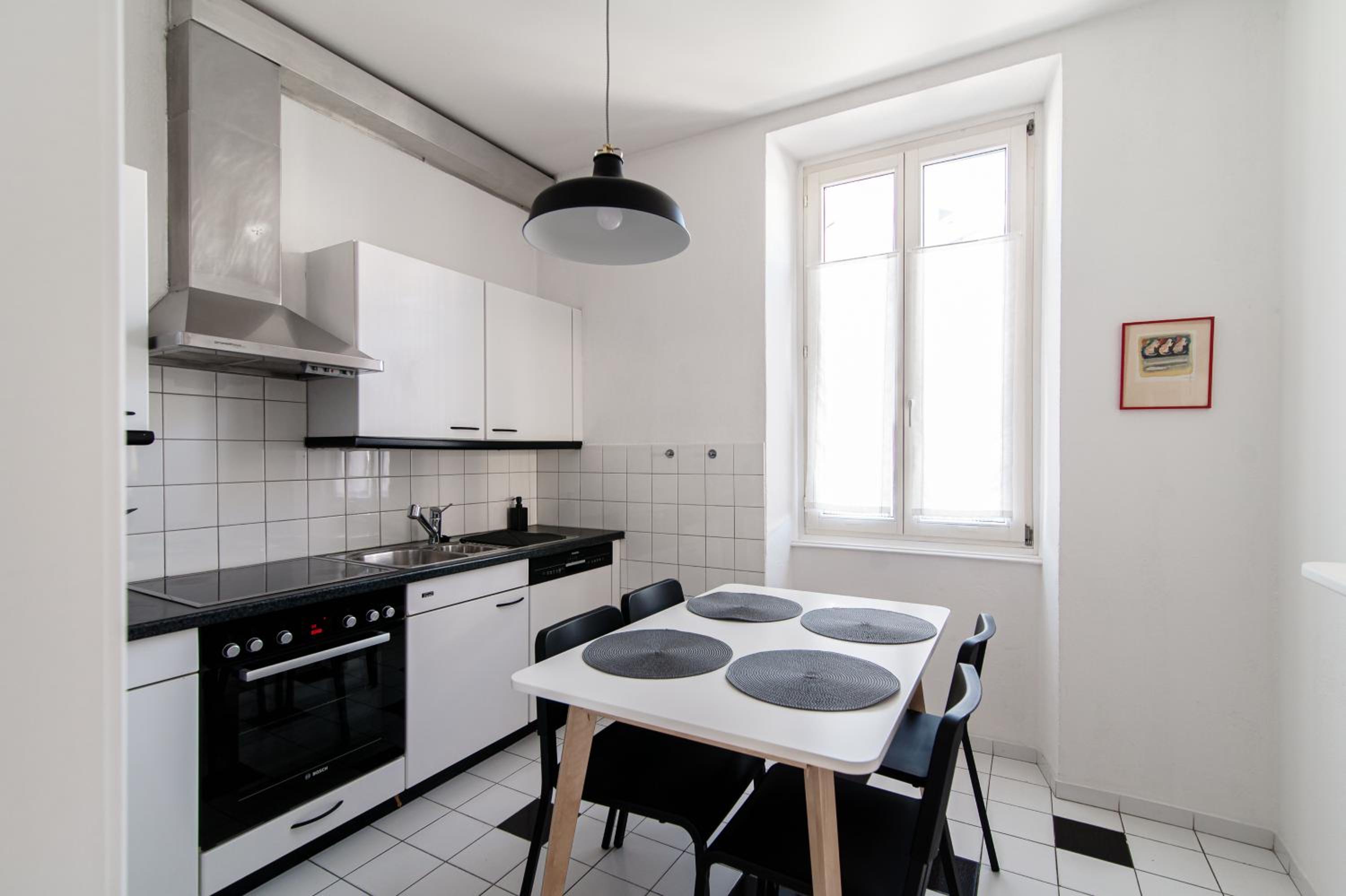 Giuka Apartment by Quokka 360 - close to the station