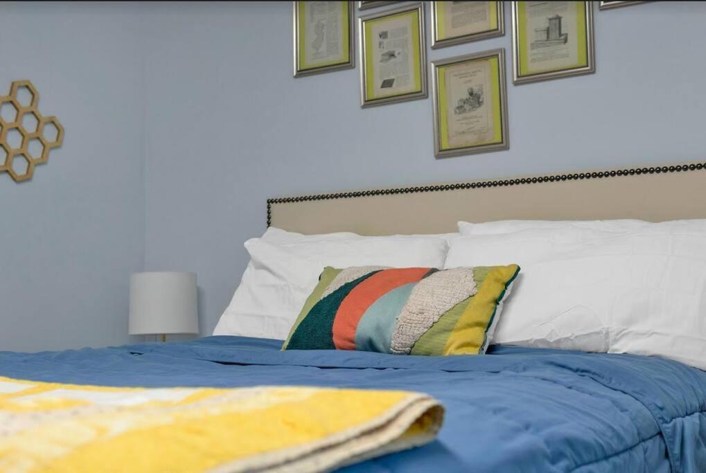 Miscellaneous Market Vacations - Spacious basement Suite with super fast WiFi - Property Image 5