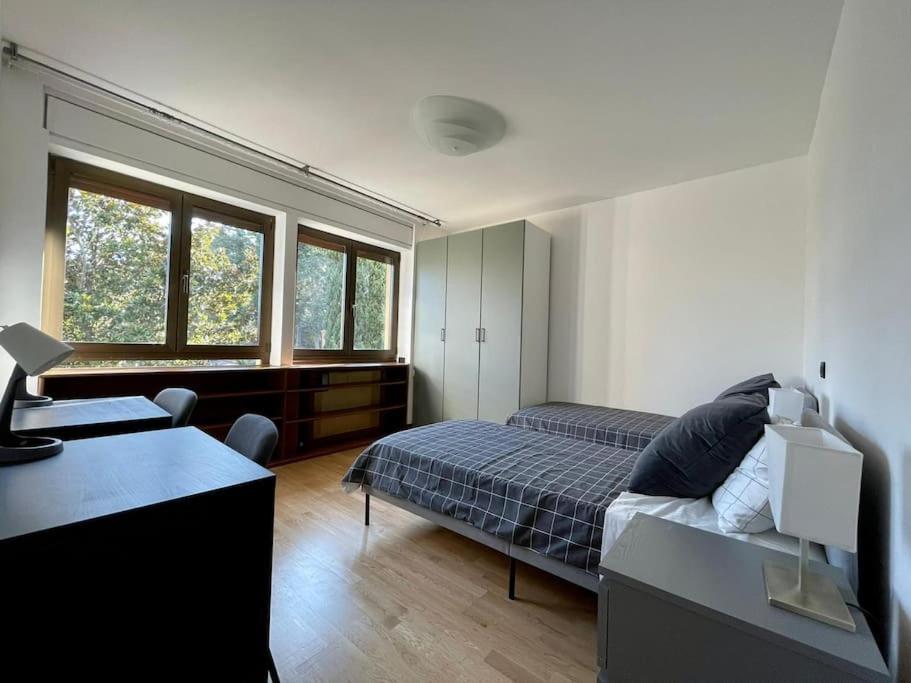 Superb Flat in a green quiet area of Rome, Terrace