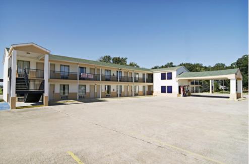 Kinder Vacations - The Kinder Inn - Property Image 1