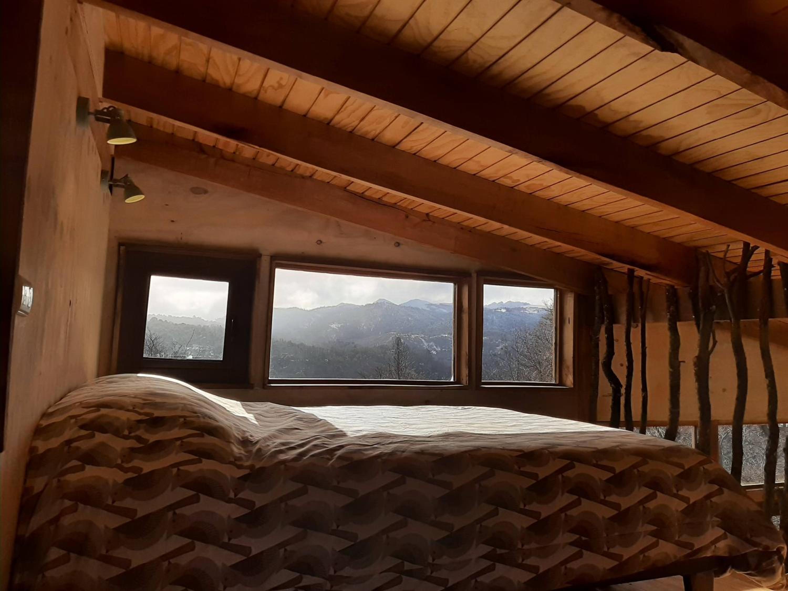 Cabaña entre Bosque y Cordillera