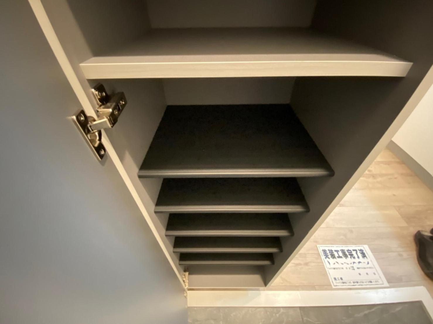 Great location Only 1 minute to St G-18 Ginza Line