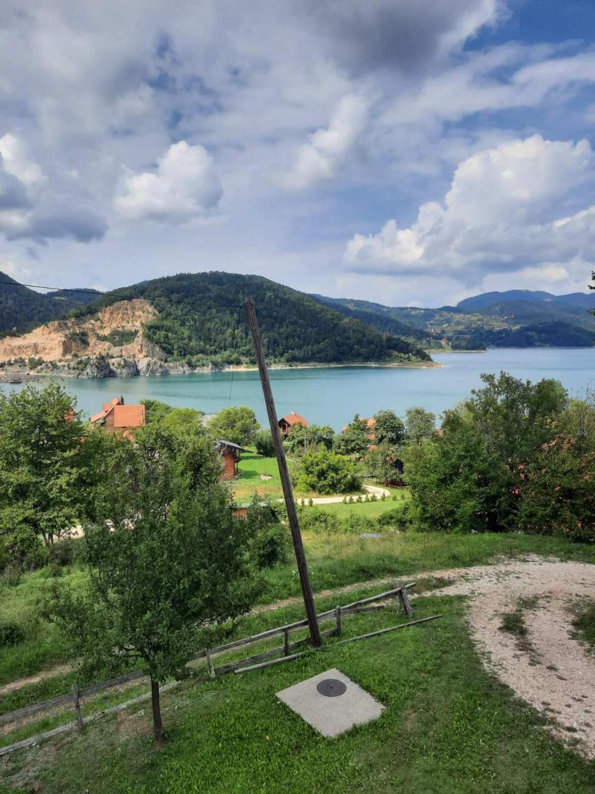 Kućica na Tari view 2