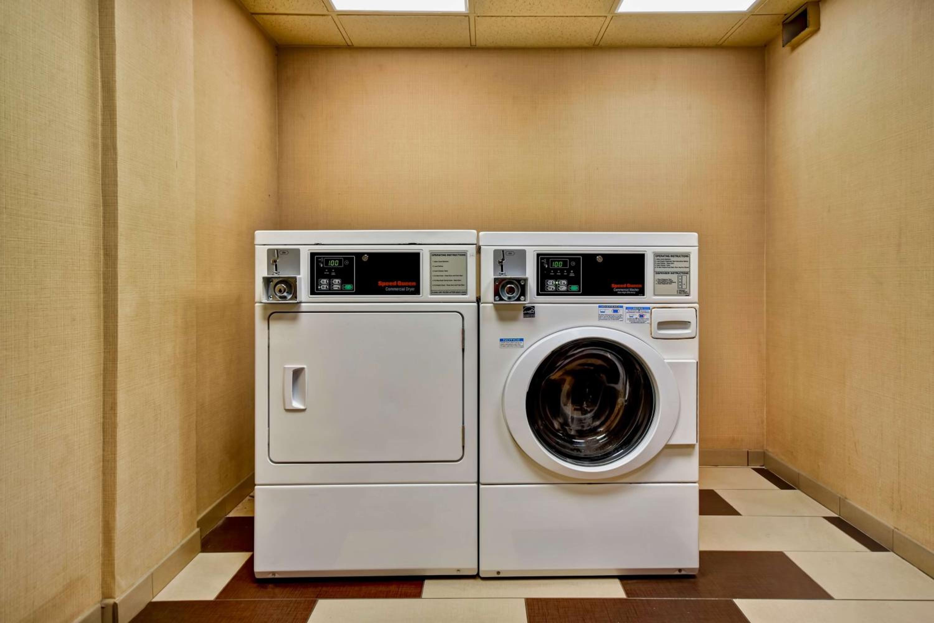 Hampton Inn Starkville - Property Image 3