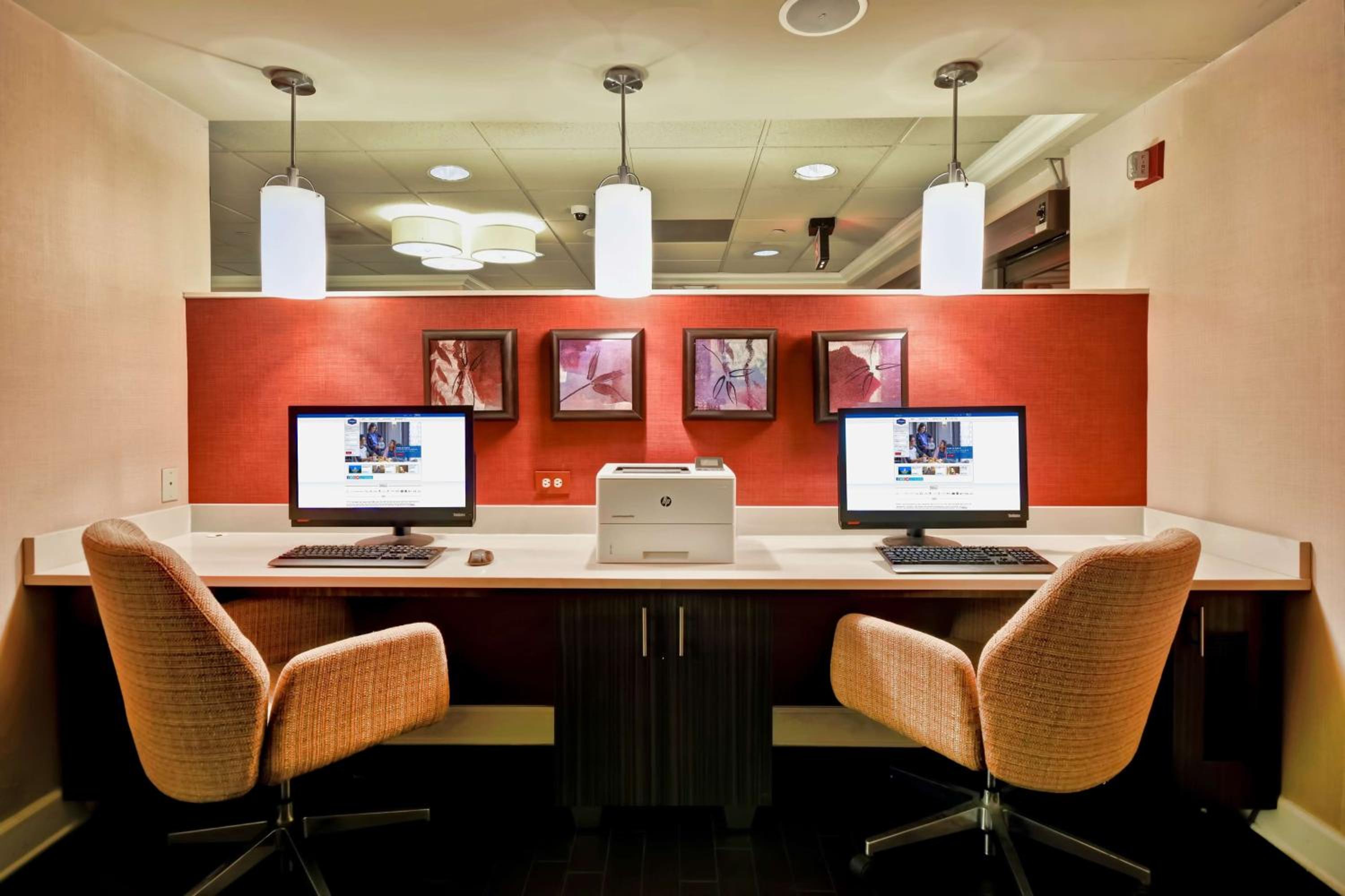 Hampton Inn Starkville - Property Image 2