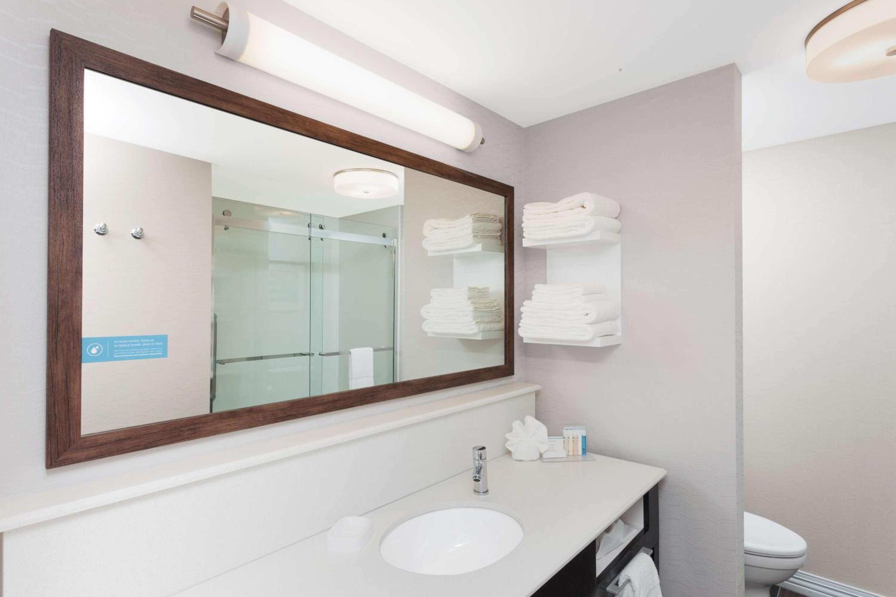 Hampton Inn Kennebunk Kennebunkport Me - Property Image 33