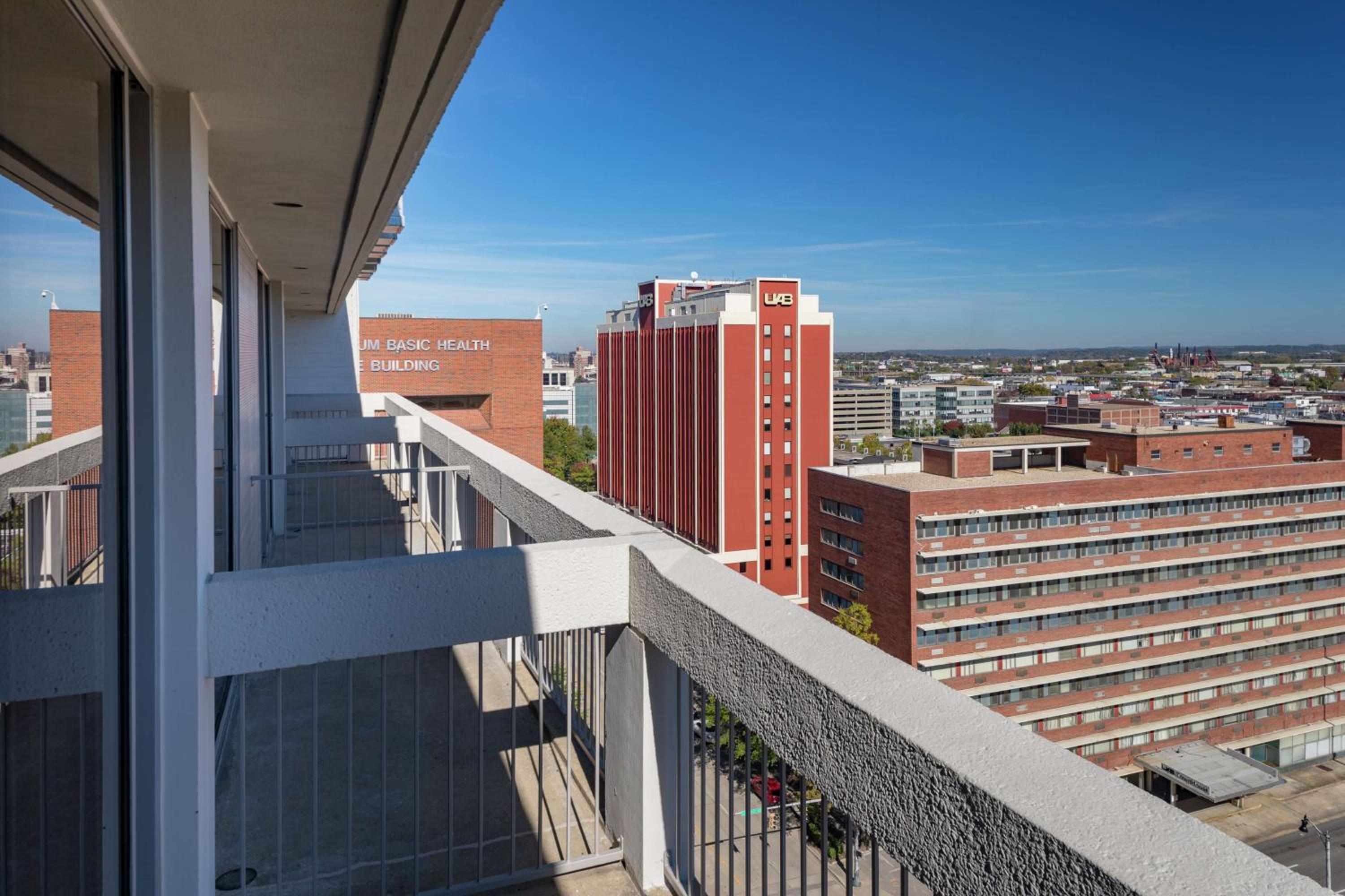 Birmingham Vacations - Hilton Birmingham Downtown at UAB - Property Image 4