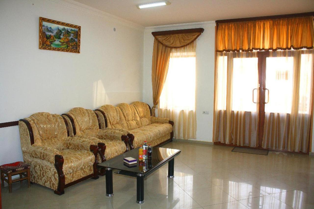 Hotel Noy