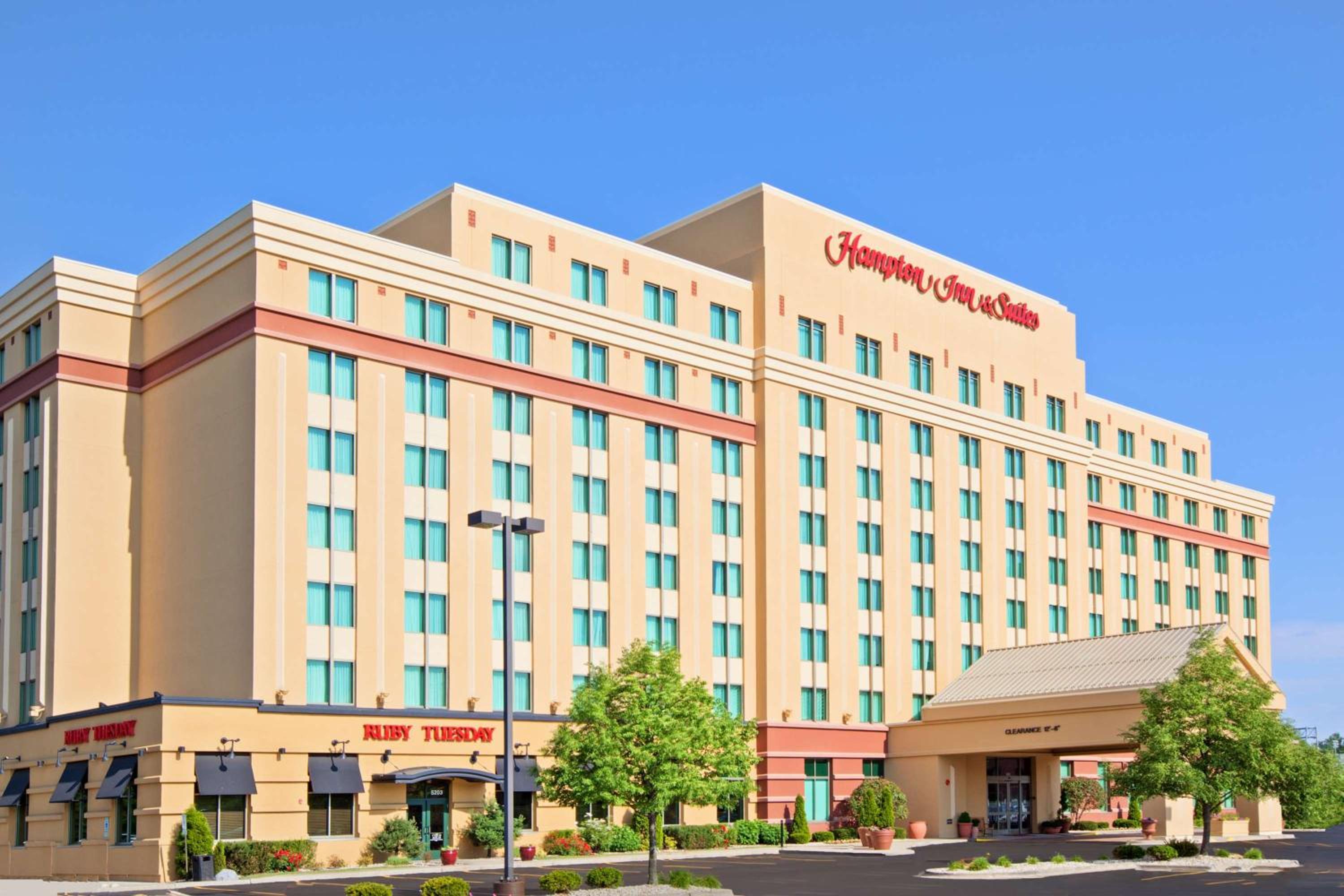 Skokie Vacations - Hampton Inn Suites Chicago North Shore - Property Image 56