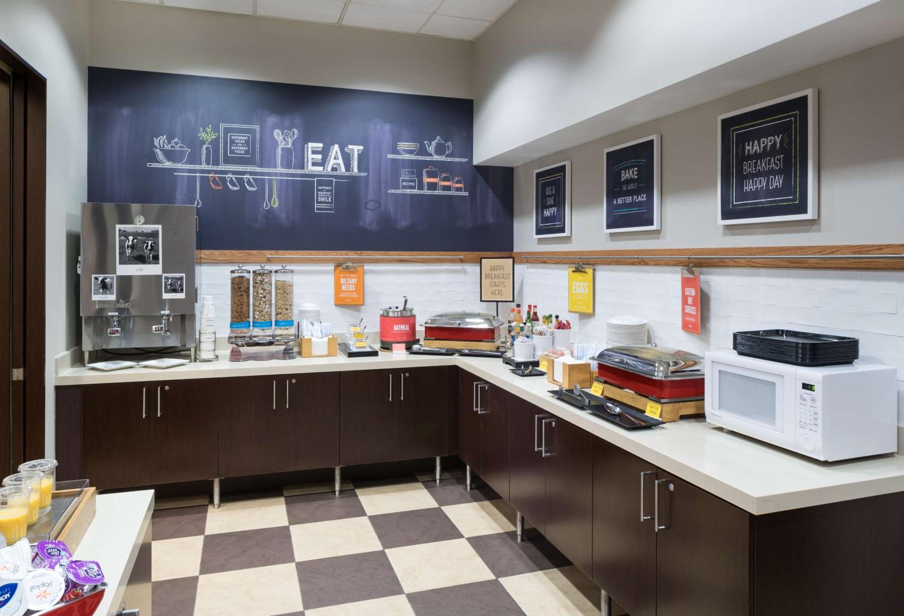 Skokie Vacations - Hampton Inn  Suites Chicago North Shore - Property Image 3