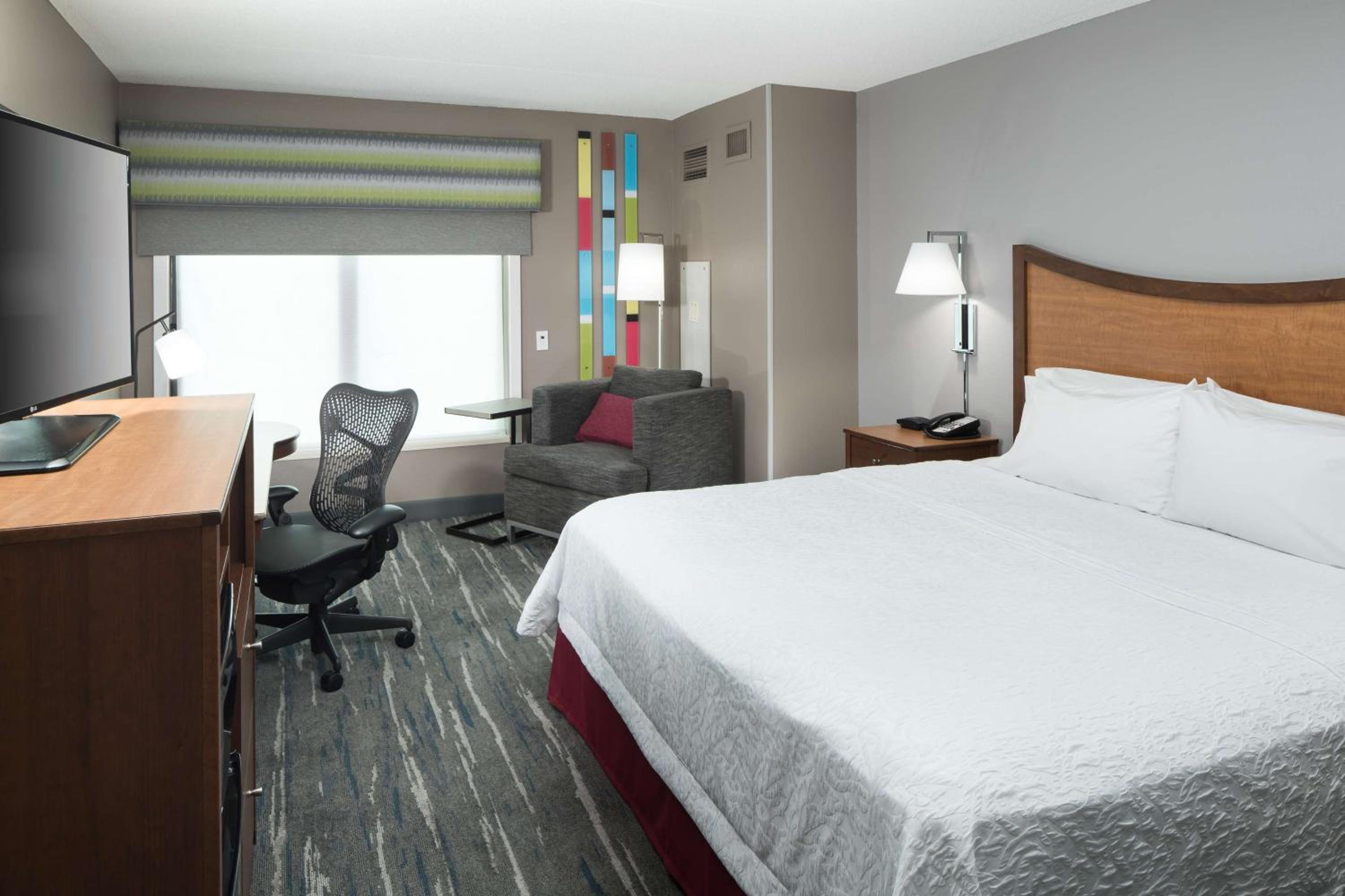 Skokie Vacations - Hampton Inn Suites Chicago North Shore - Property Image 19