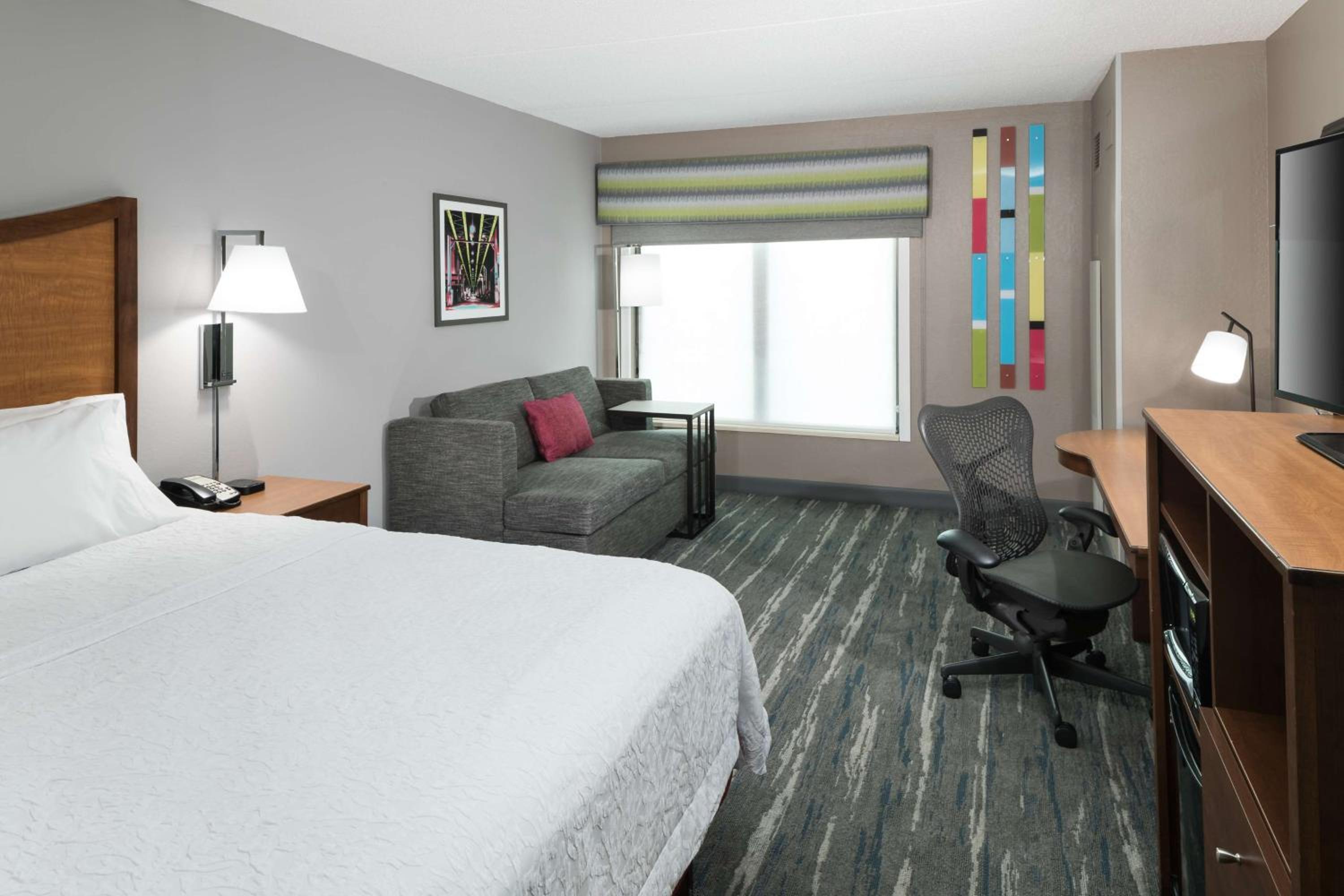 Skokie Vacations - Hampton Inn Suites Chicago North Shore - Property Image 21