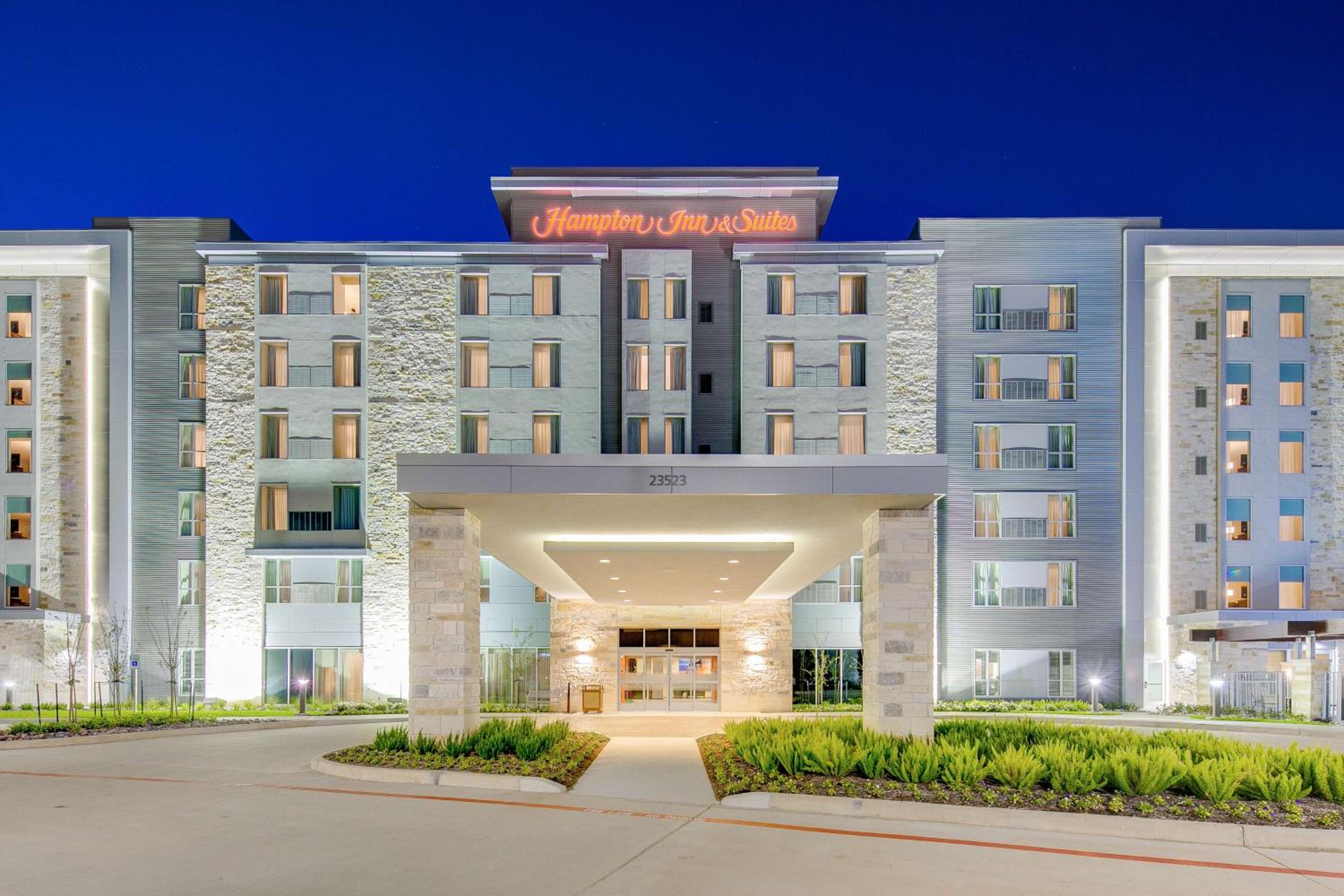 Palm Springs Vacations - Hampton Inn Suites North Houston Spring - Property Image 27