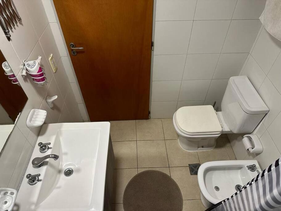 Lujoso Semipiso Panorámico 2 habitaciones cocina independiente lavadero cochera privada a metros del subte