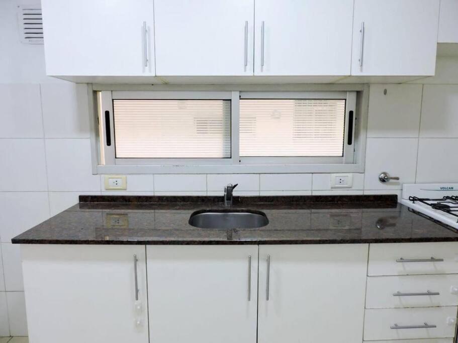 Lujoso Semipiso Panorámico 2 habitaciones cocina independiente lavadero cochera privada a metros del subte