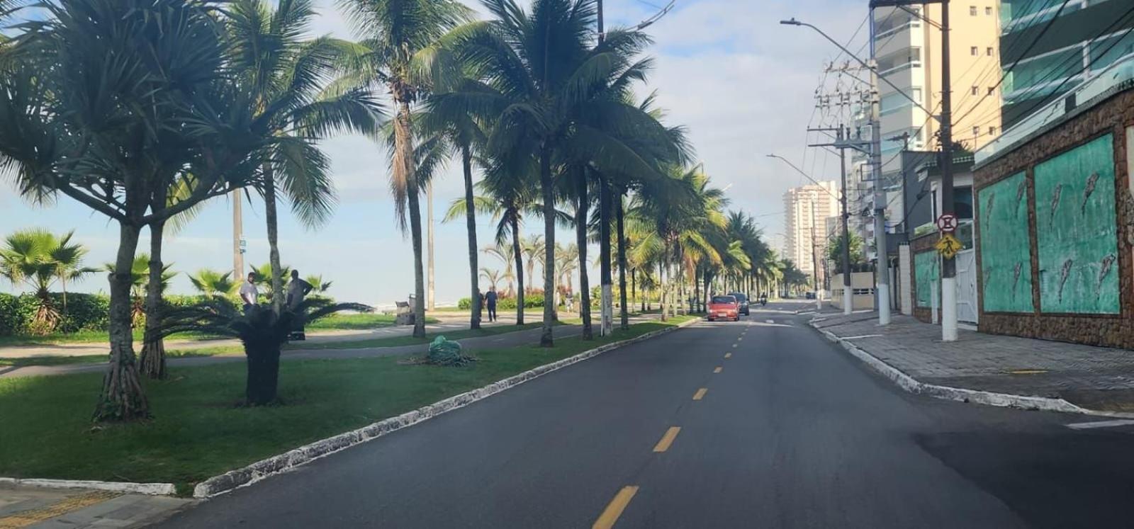 Lindo apartamento com piscina, perto da praia